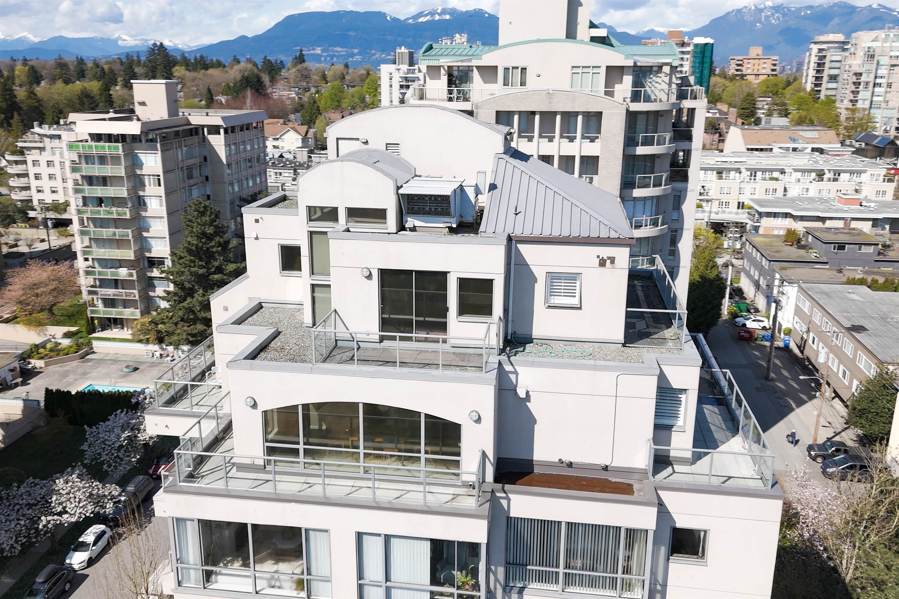 5890 Balsam Street #1100, Vancouver, BC V6M 4B9