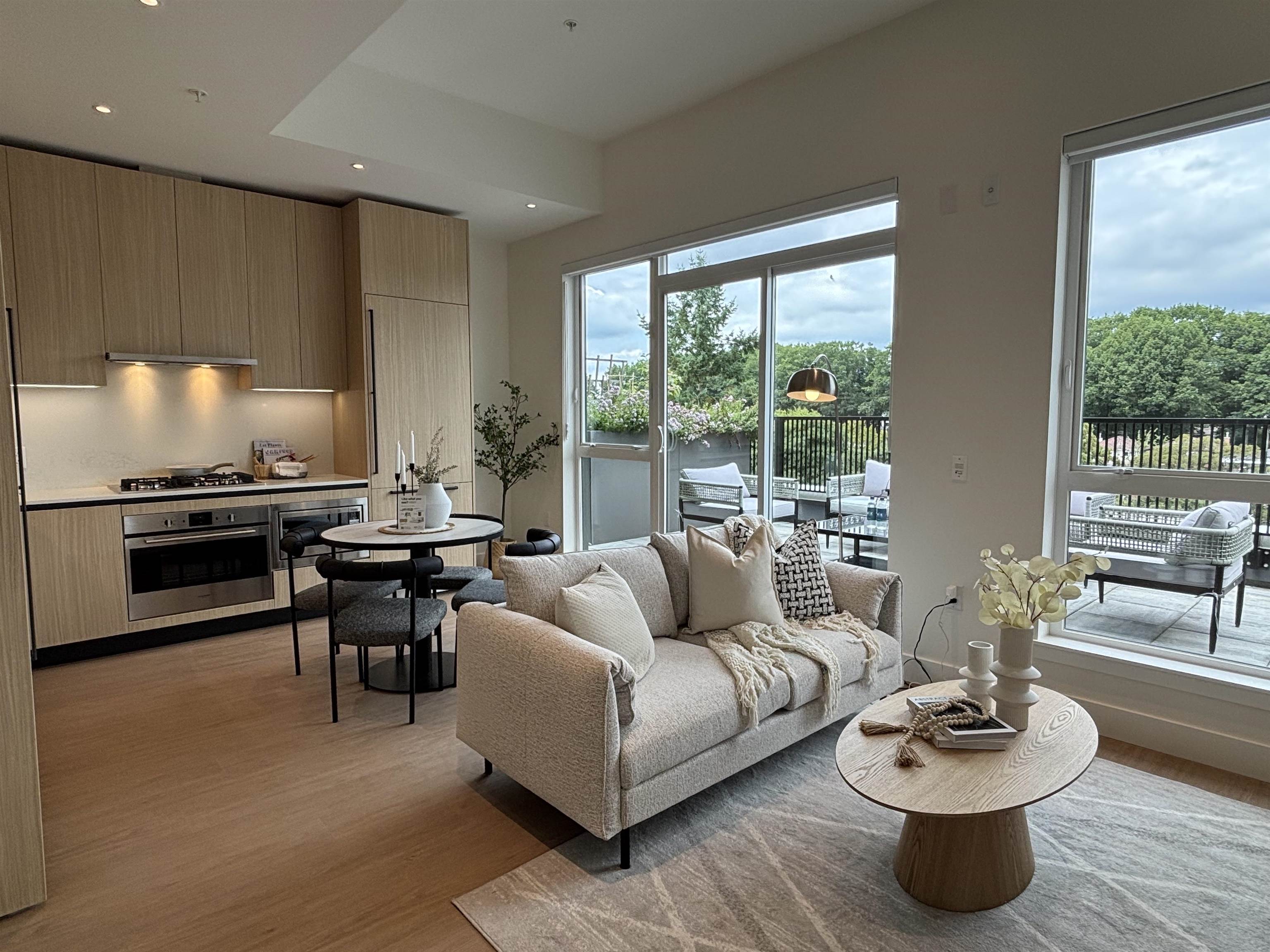 2235 E Broadway #601 #601, Vancouver, BC V5N 0J5