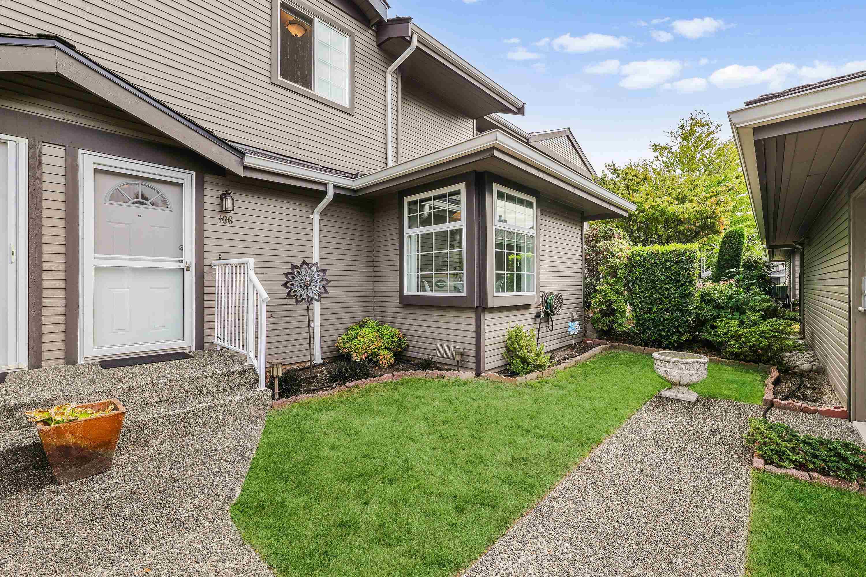 1140 Castle Crescent #106, Port Coquitlam, BC V3C 5M3