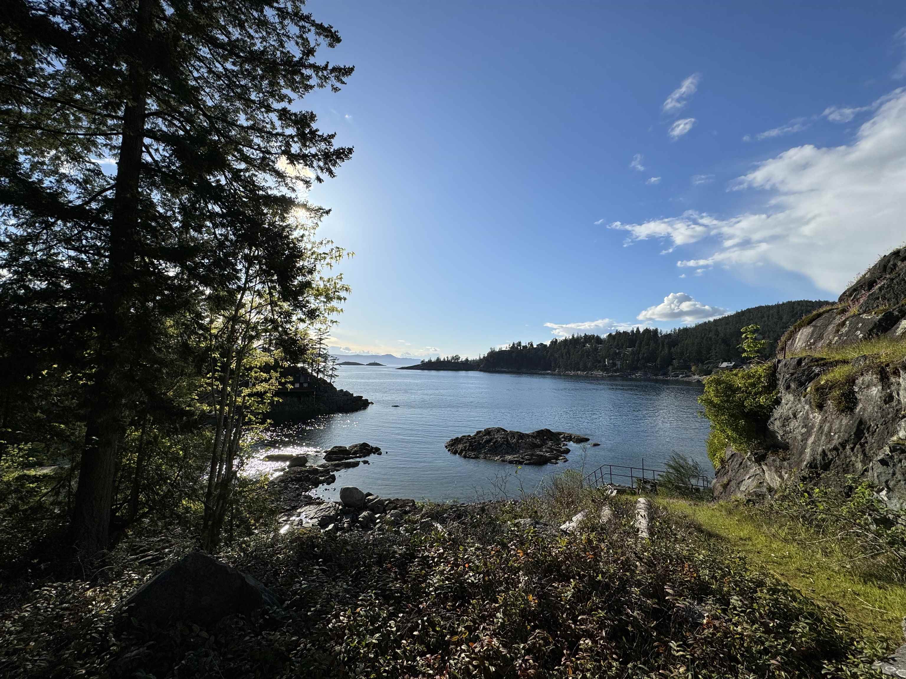 13282 Keelson Rd, Garden Bay, BC V0N 1S1