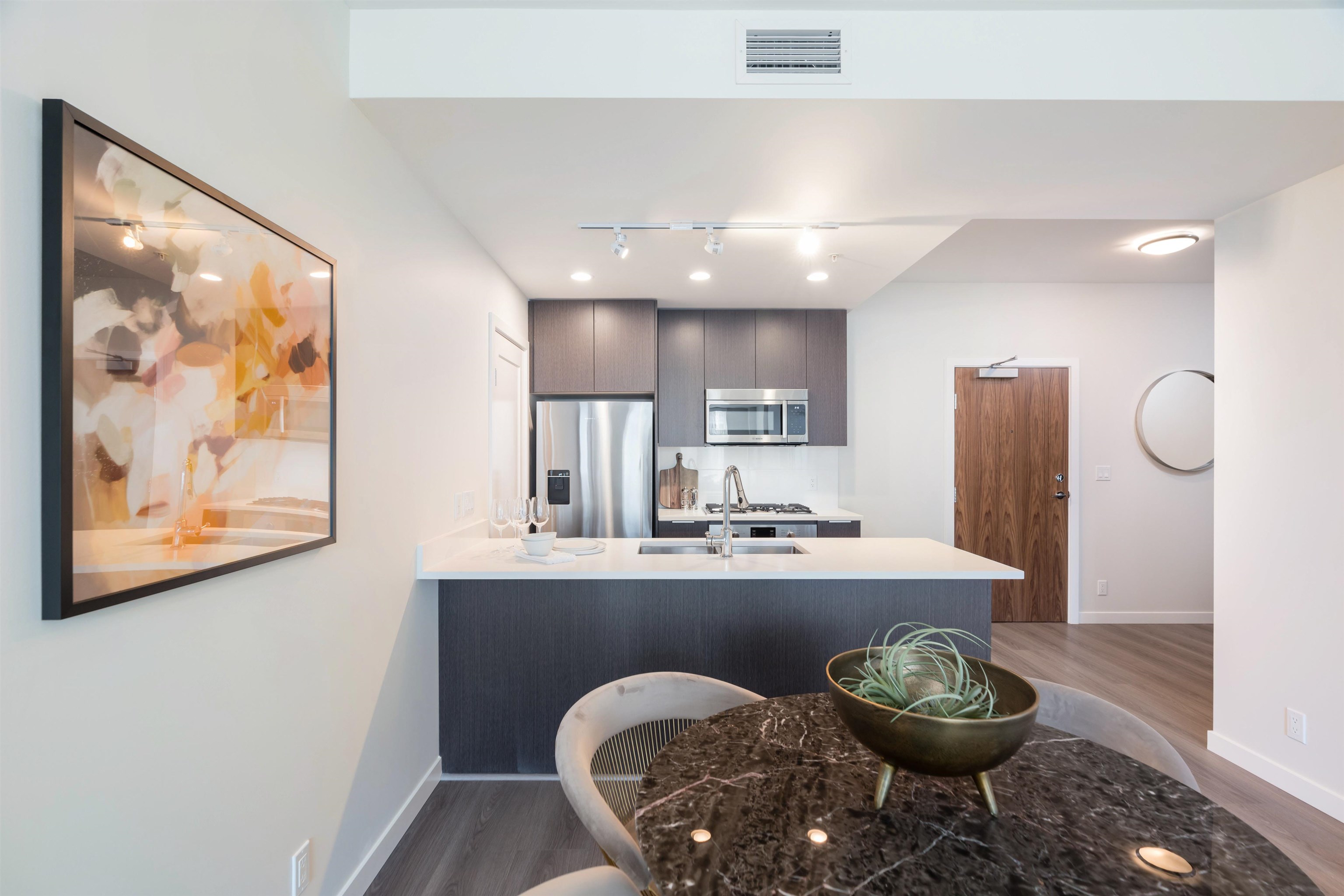 8699 Hazelbridge Way #1602, Richmond, BC V6X 0T4