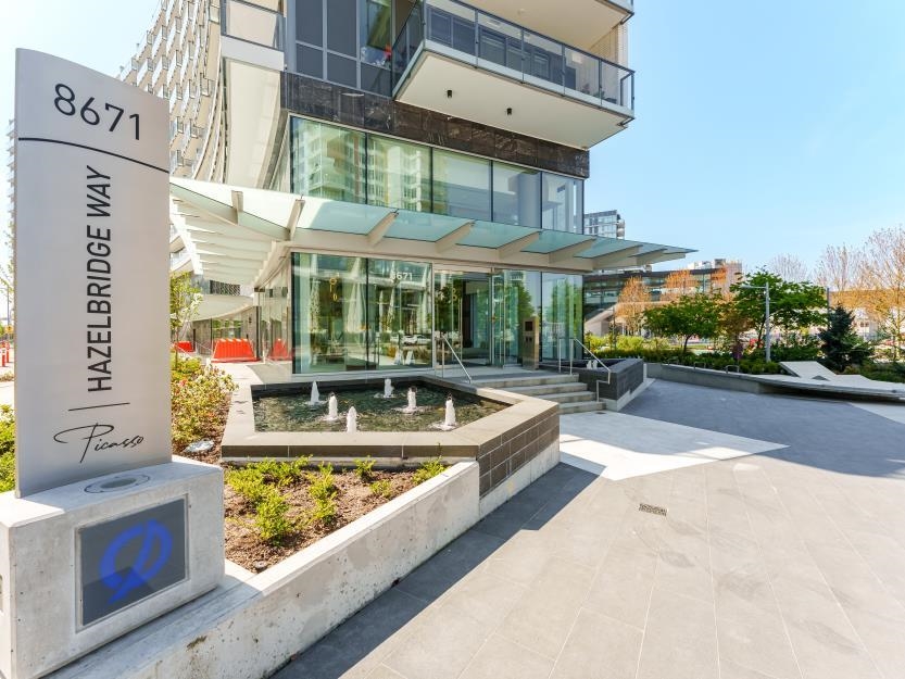 8671 Hazelbridge Way #581, Richmond, BC V6X 1R3