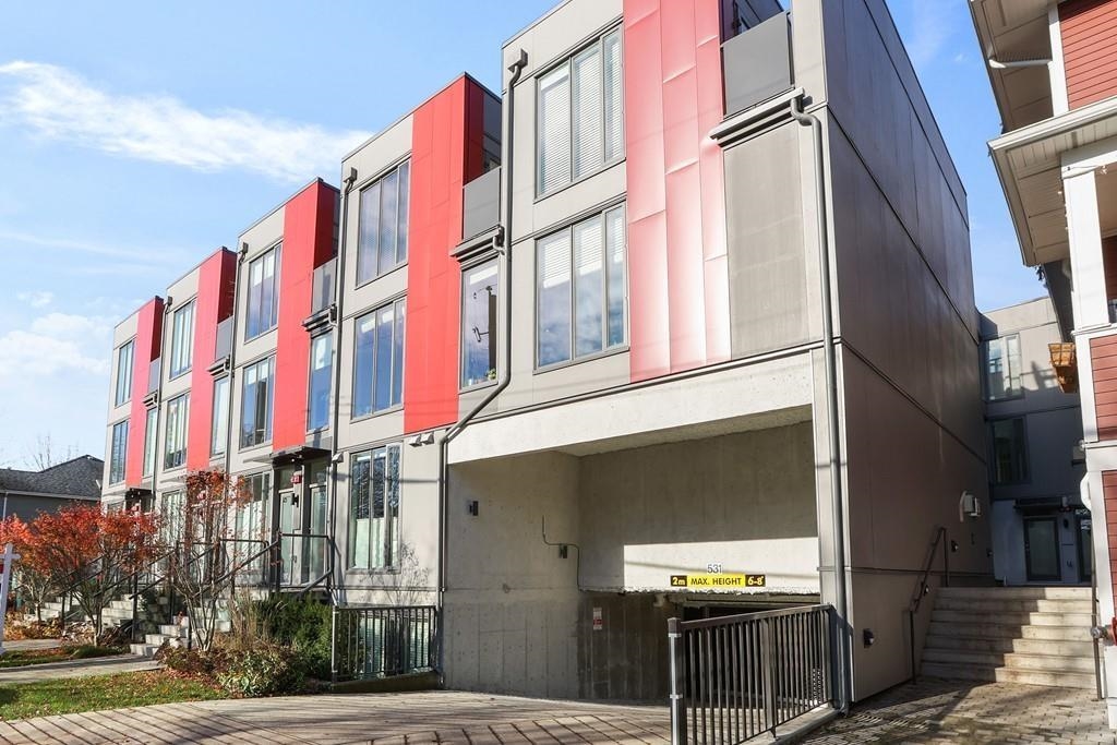 531 East 16th Avenue #8, Vancouver, BC V5T 2V1