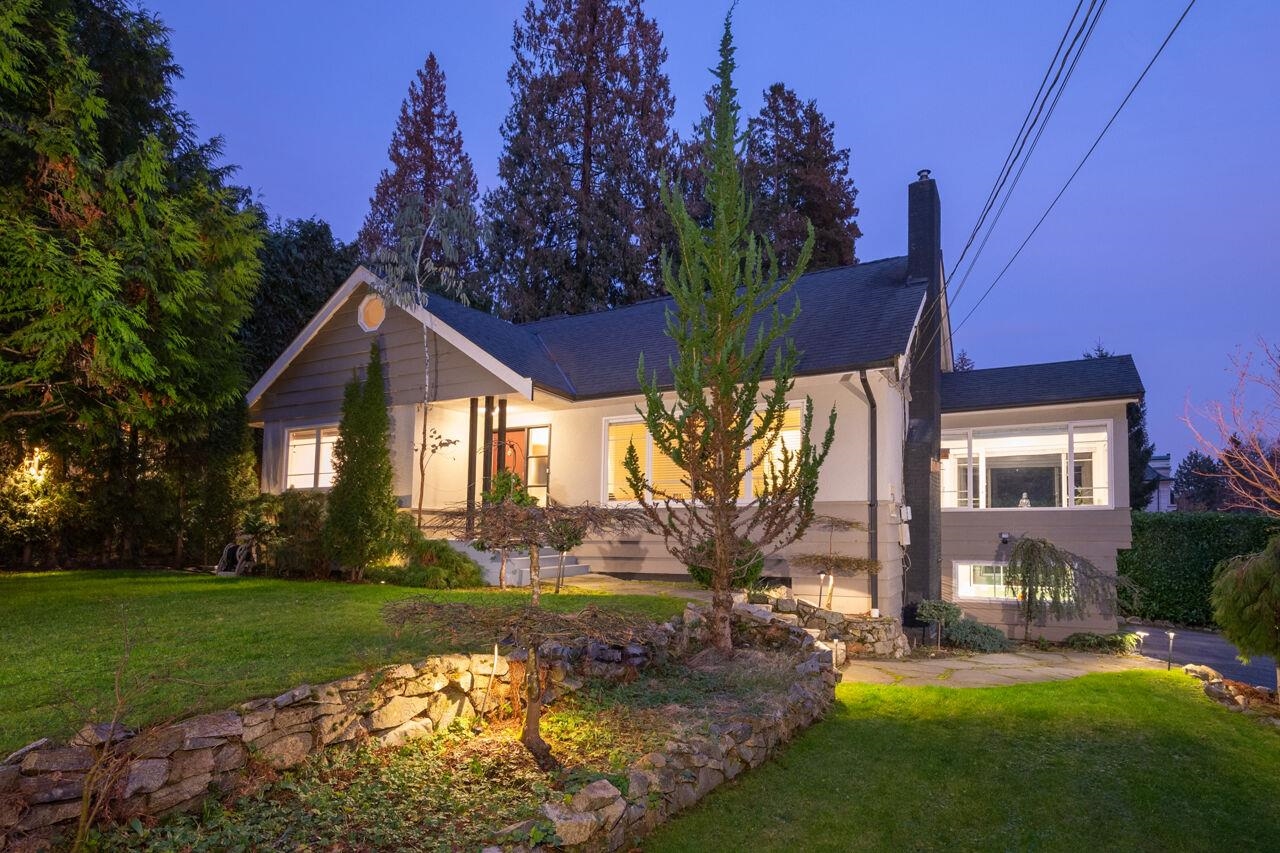 29th Street, West Vancouver, BC V7V 4M6