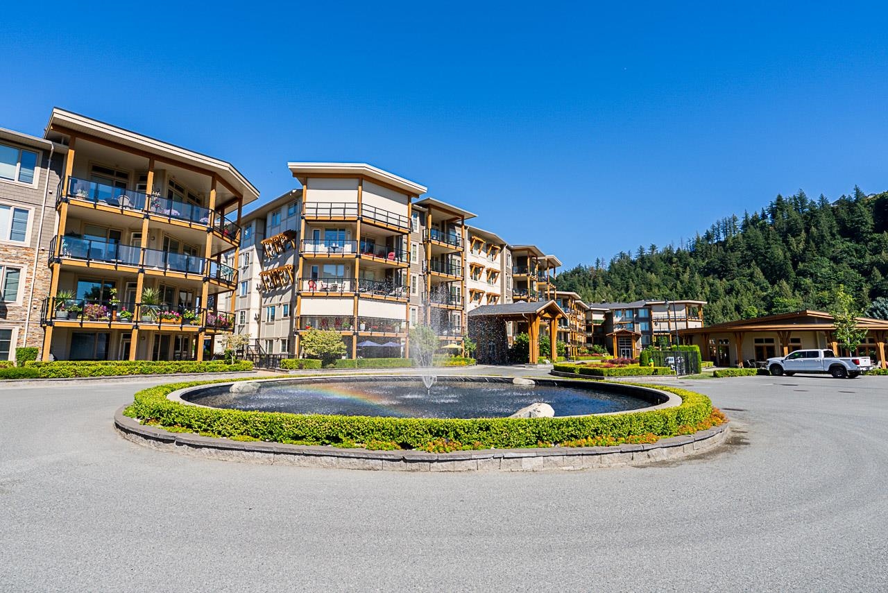 45750 Keith Wilson Road #201, Chilliwack, BC V2R 0X3