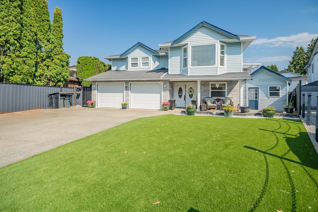 123a Avenue, Pitt Meadows, BC V3Y 2H4