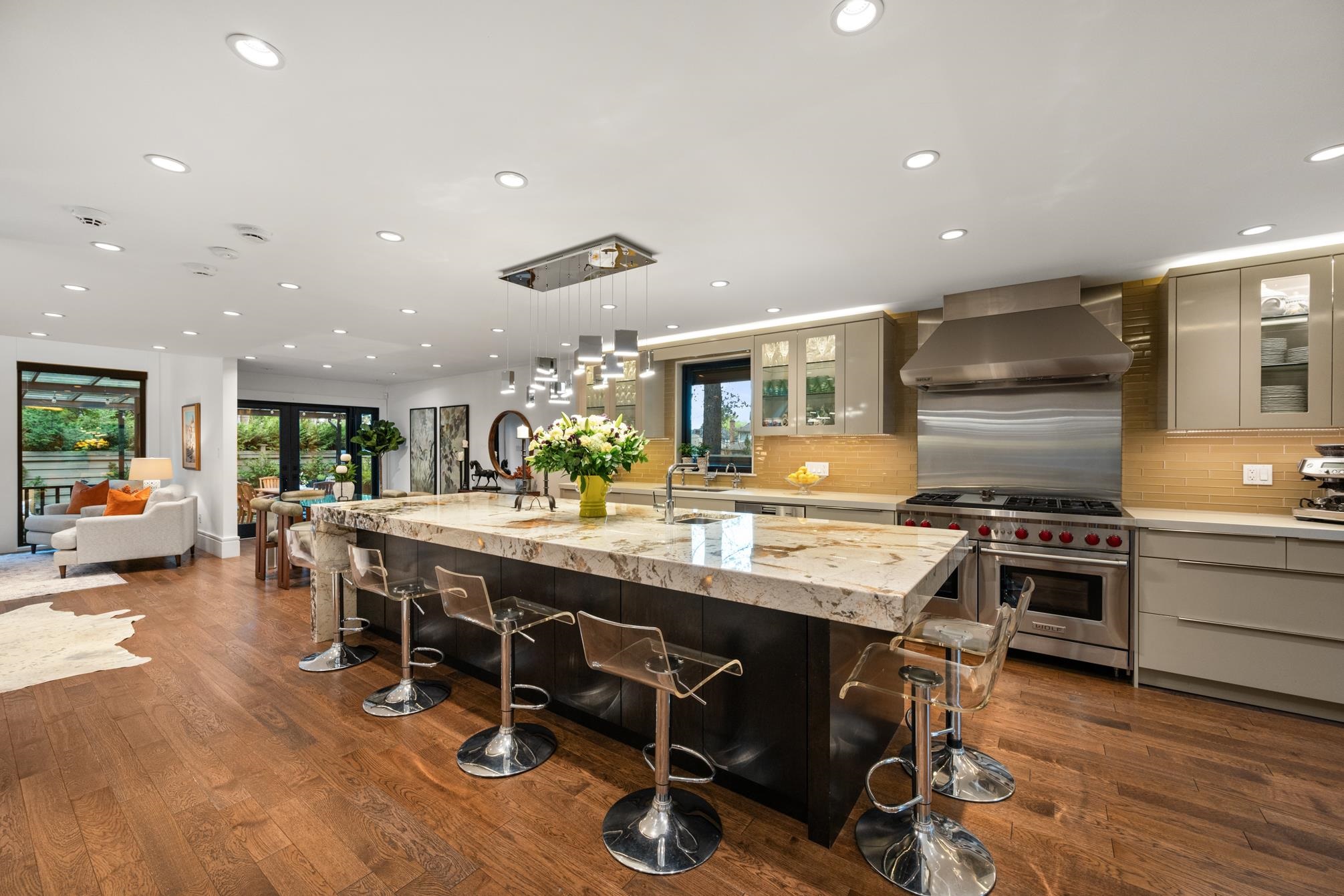 4005 Vine Street, Vancouver, BC V6L 3C1