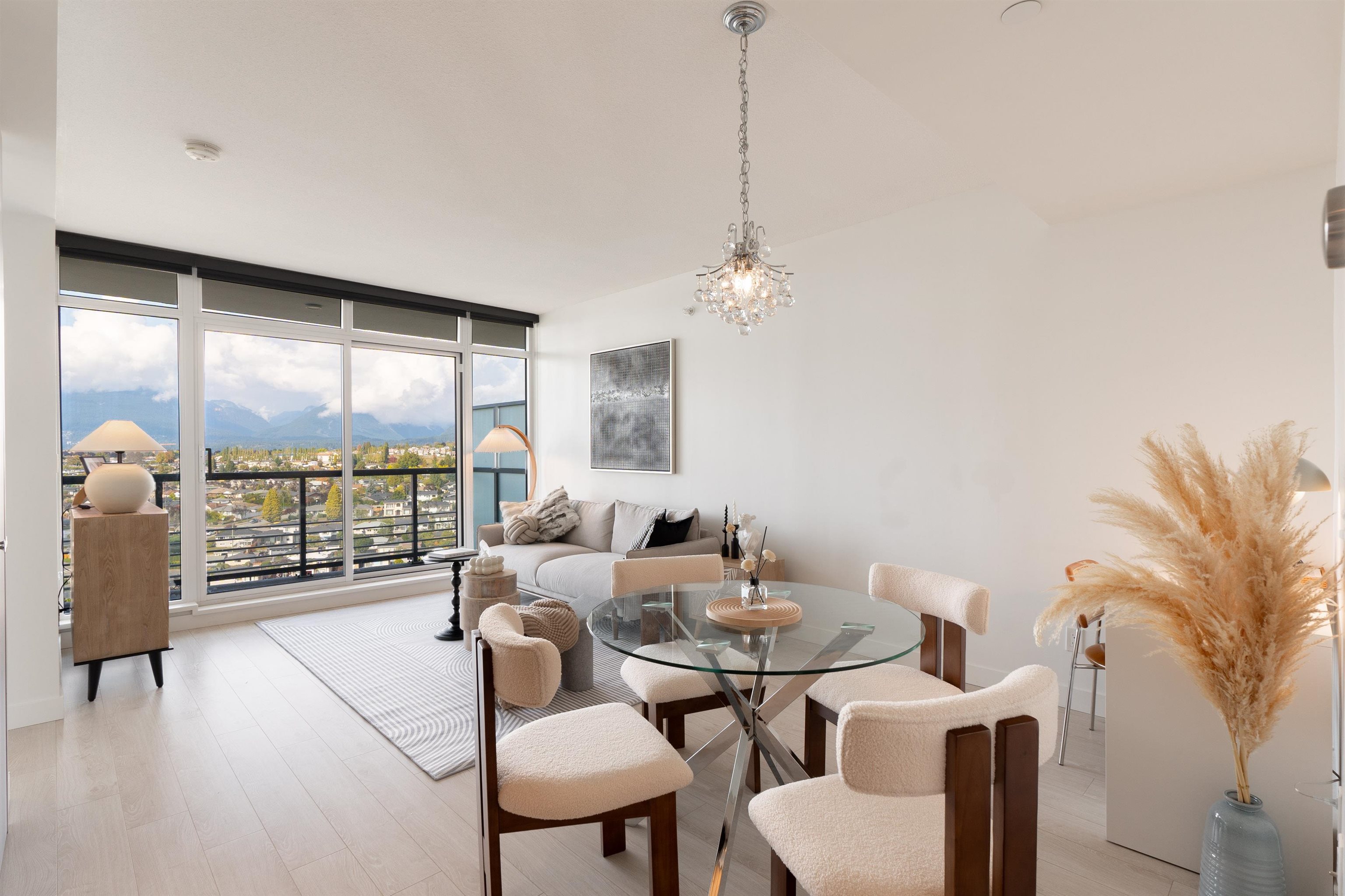 4720 Lougheed Highway #2203, Burnaby, BC V5C 4A8