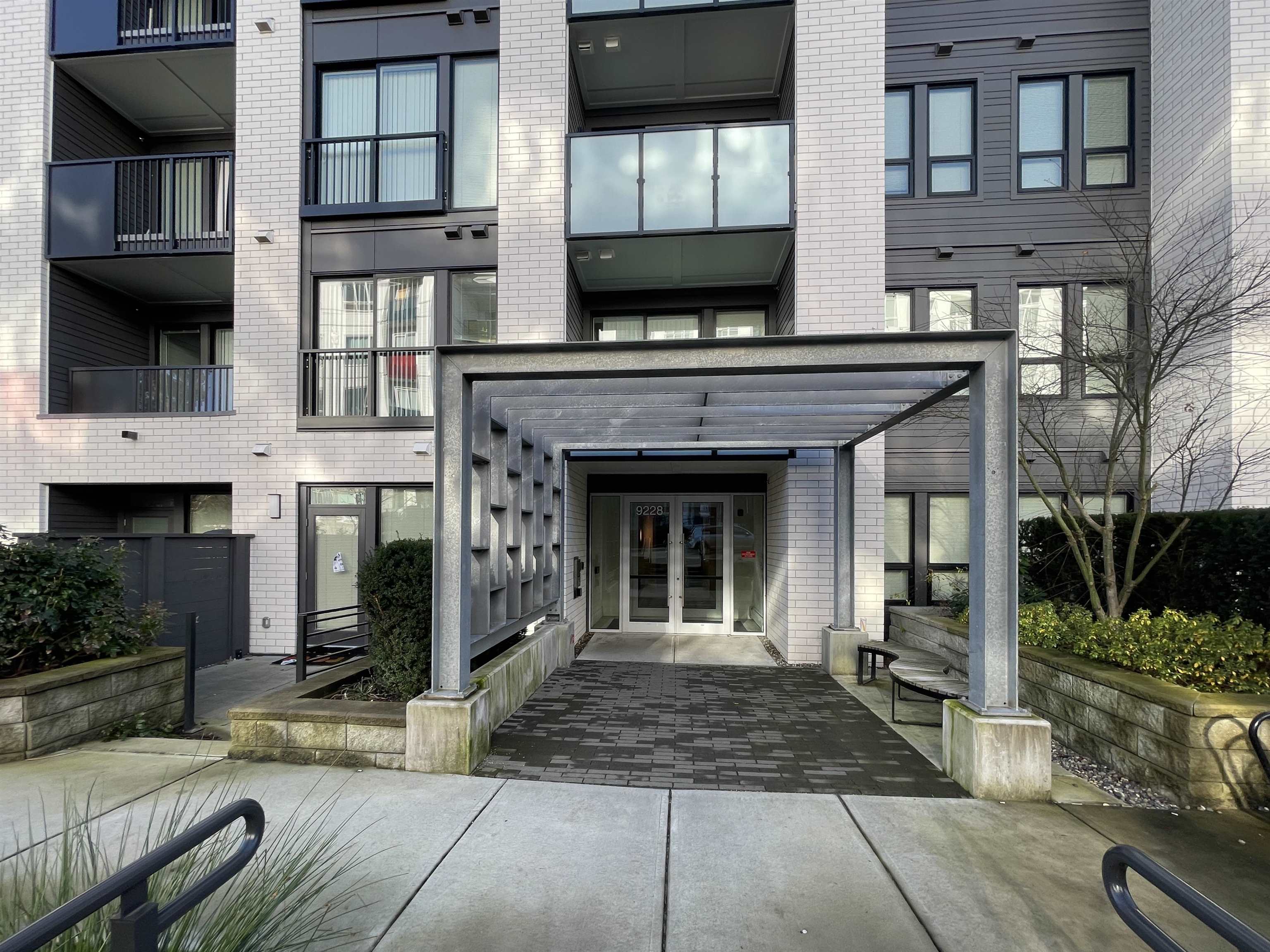 9228 Slopes Mews #309, Burnaby, BC V5A 0E9