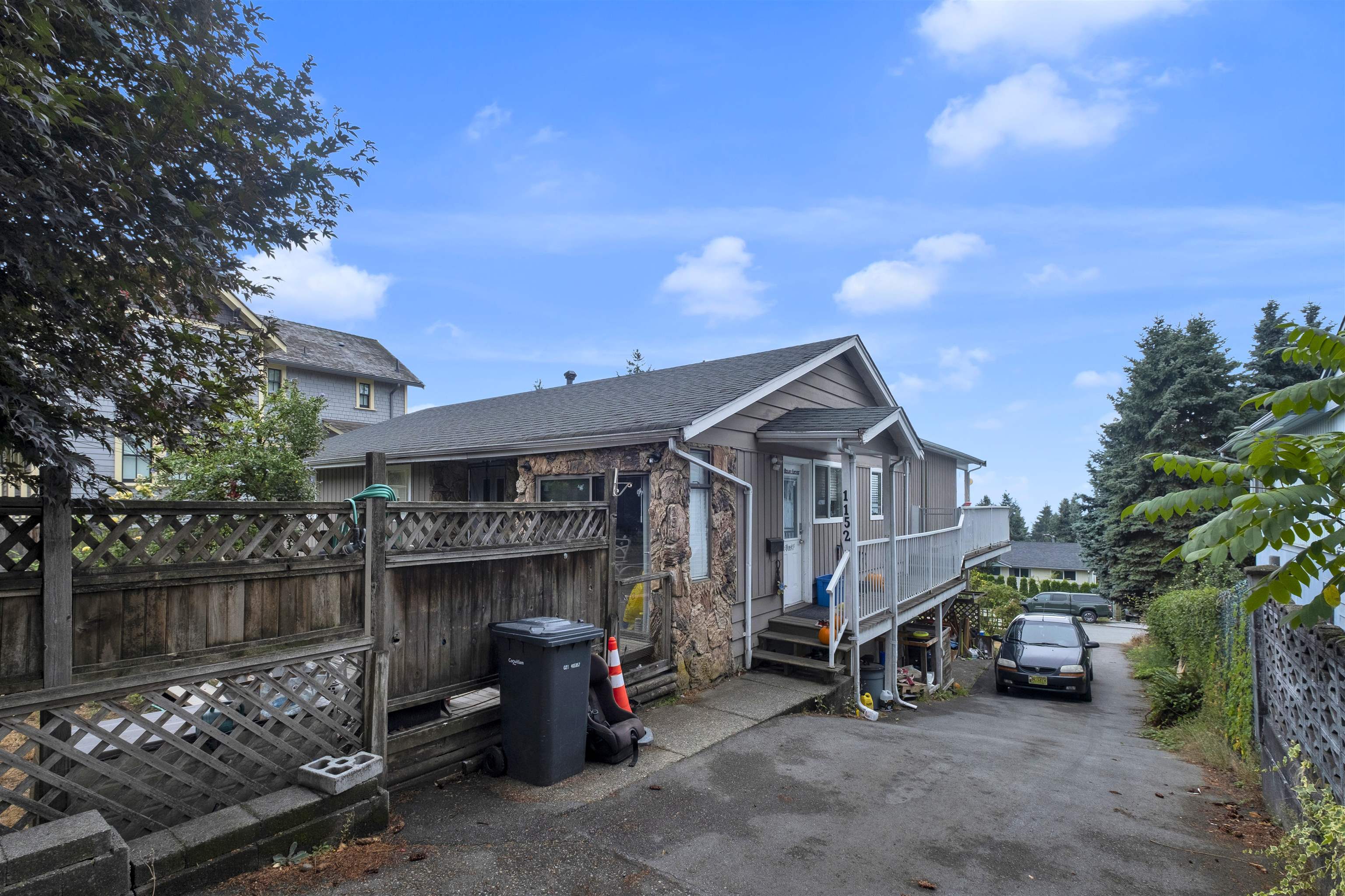 1152 Rochester Avenue, Coquitlam, BC V3K 2X4