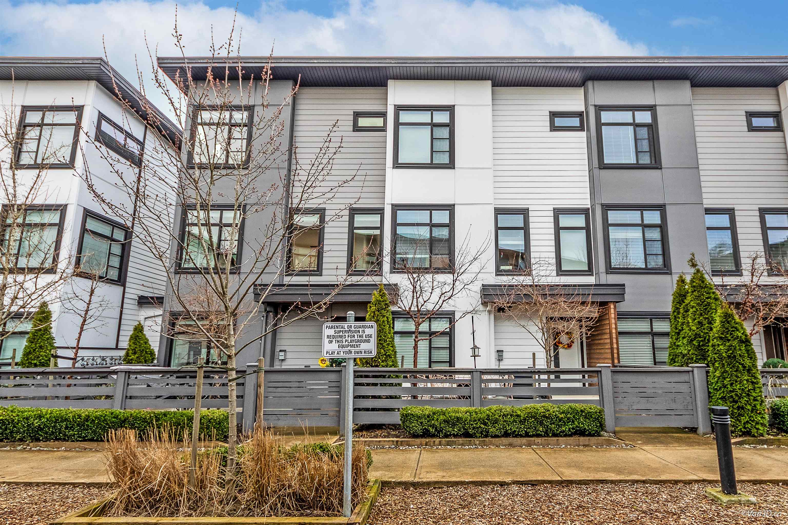 7127 193a Street #25, Surrey, BC V4N 6V9