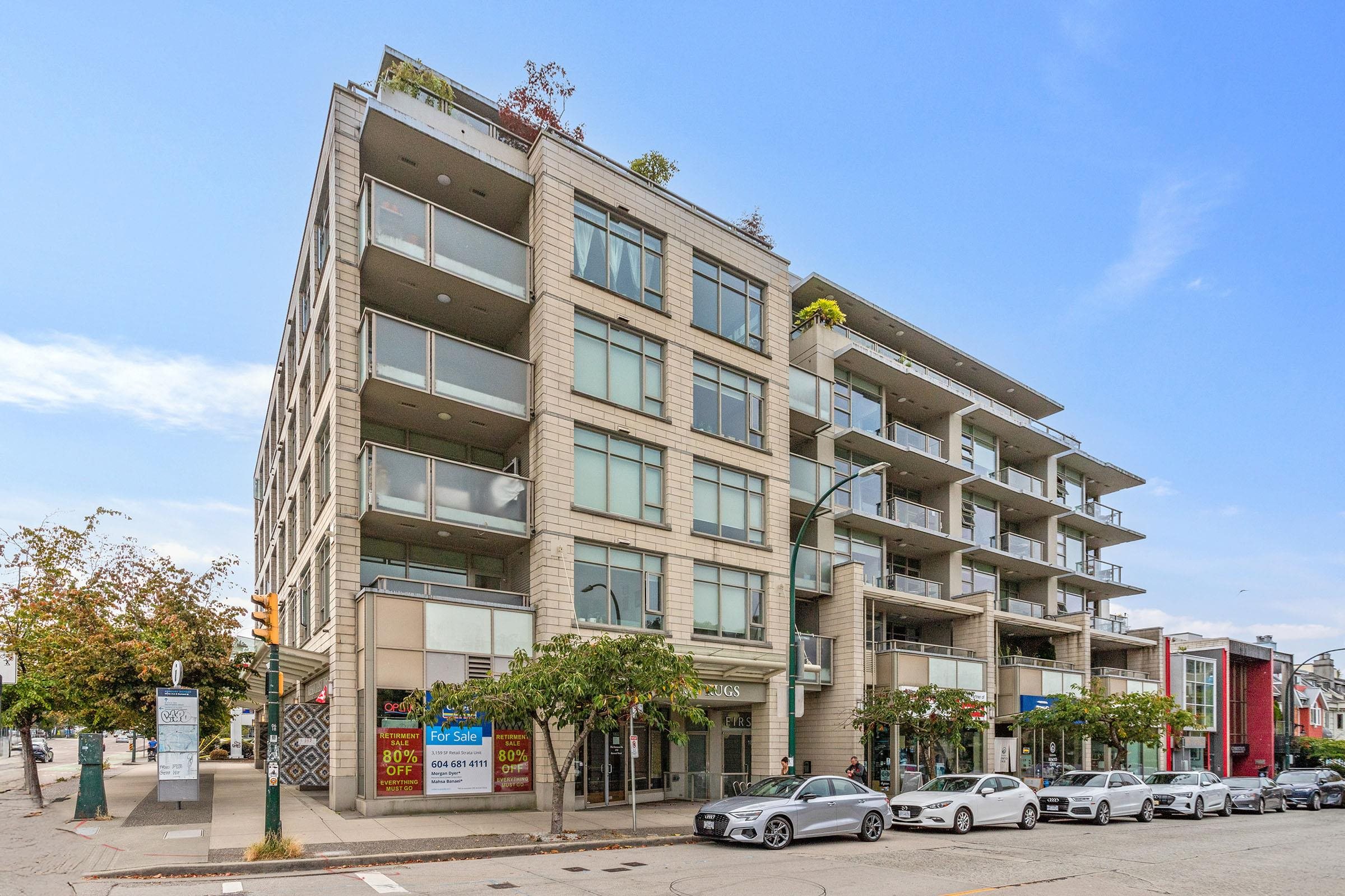 1808 West 1st Avenue #405, Vancouver, BC V6J 0B3