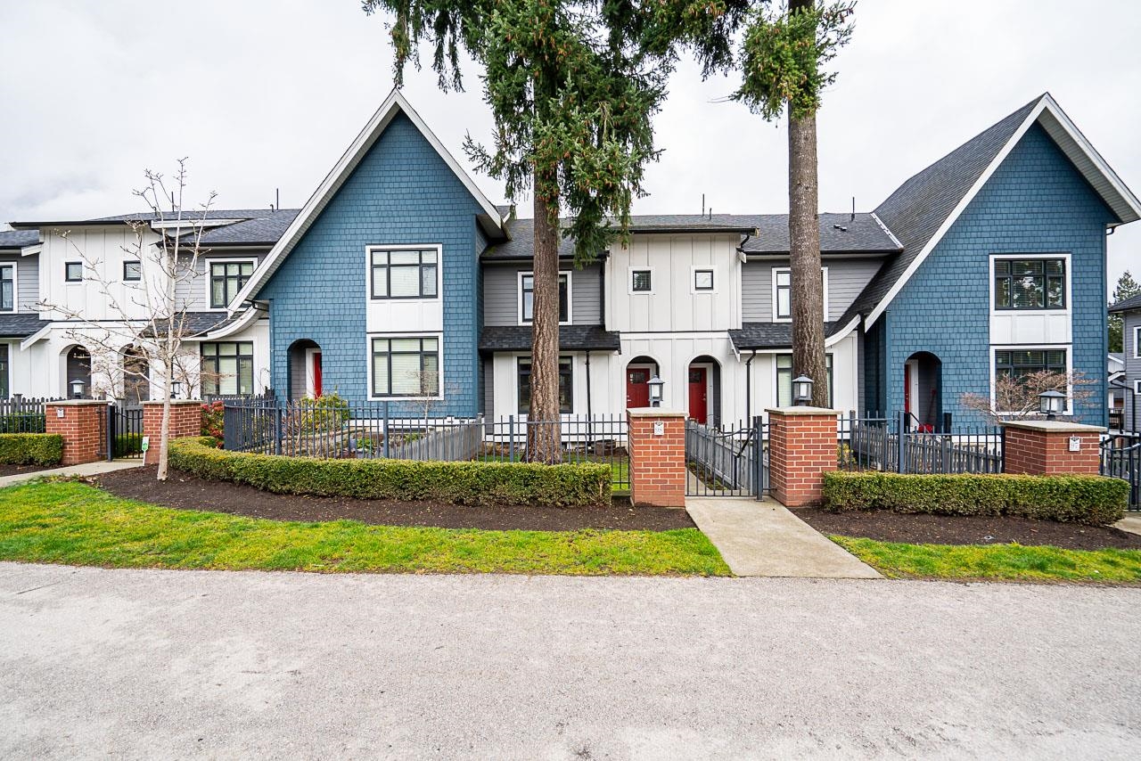 15677 28 Avenue #98, Surrey, BC V3Z 0E5