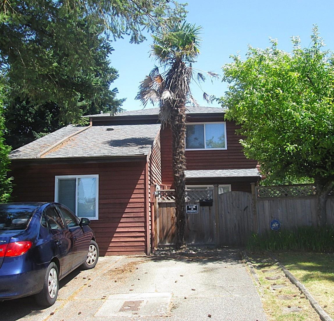 128b Street, Surrey, BC V3W 7E5