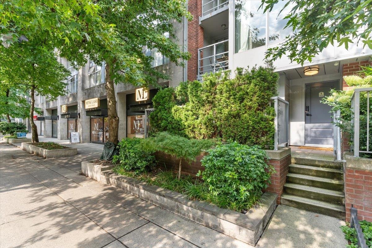 1139 Homer Street, Vancouver, BC V6B 0B1
