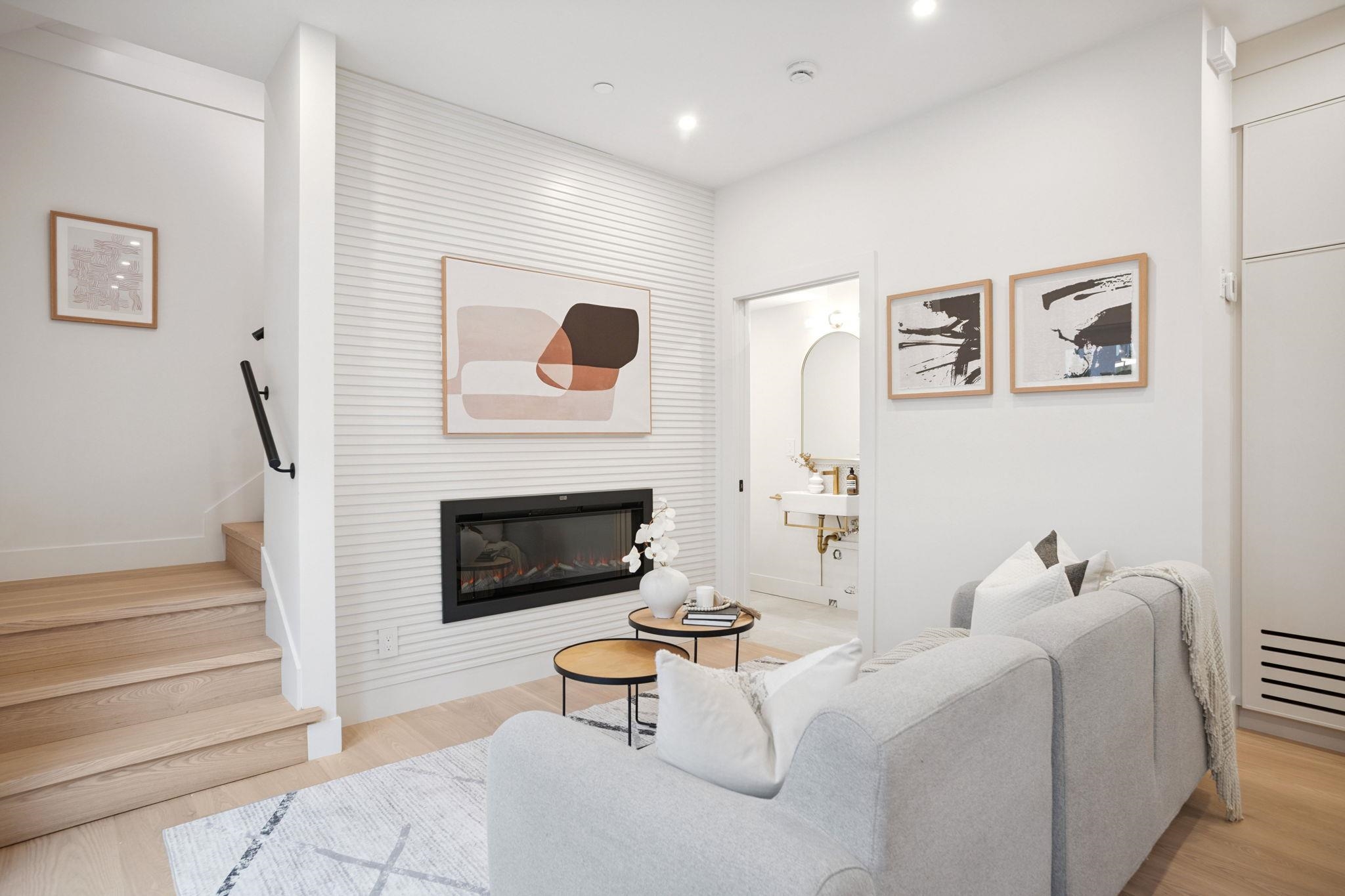 1917 East 3rd Avenue, Vancouver, BC V5N 1H4