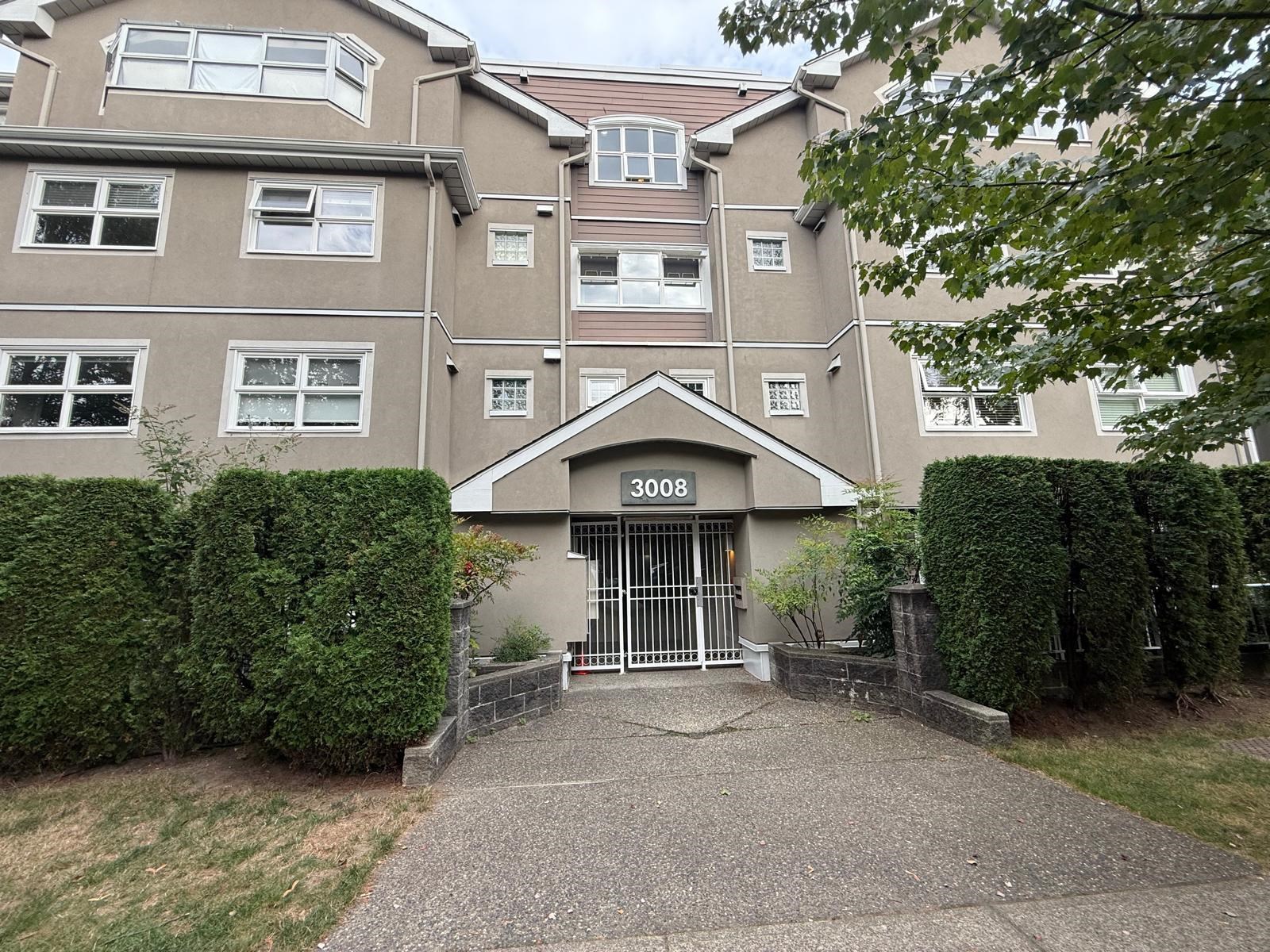 3008 Willow Street #102, Vancouver, BC V5Z 3P3