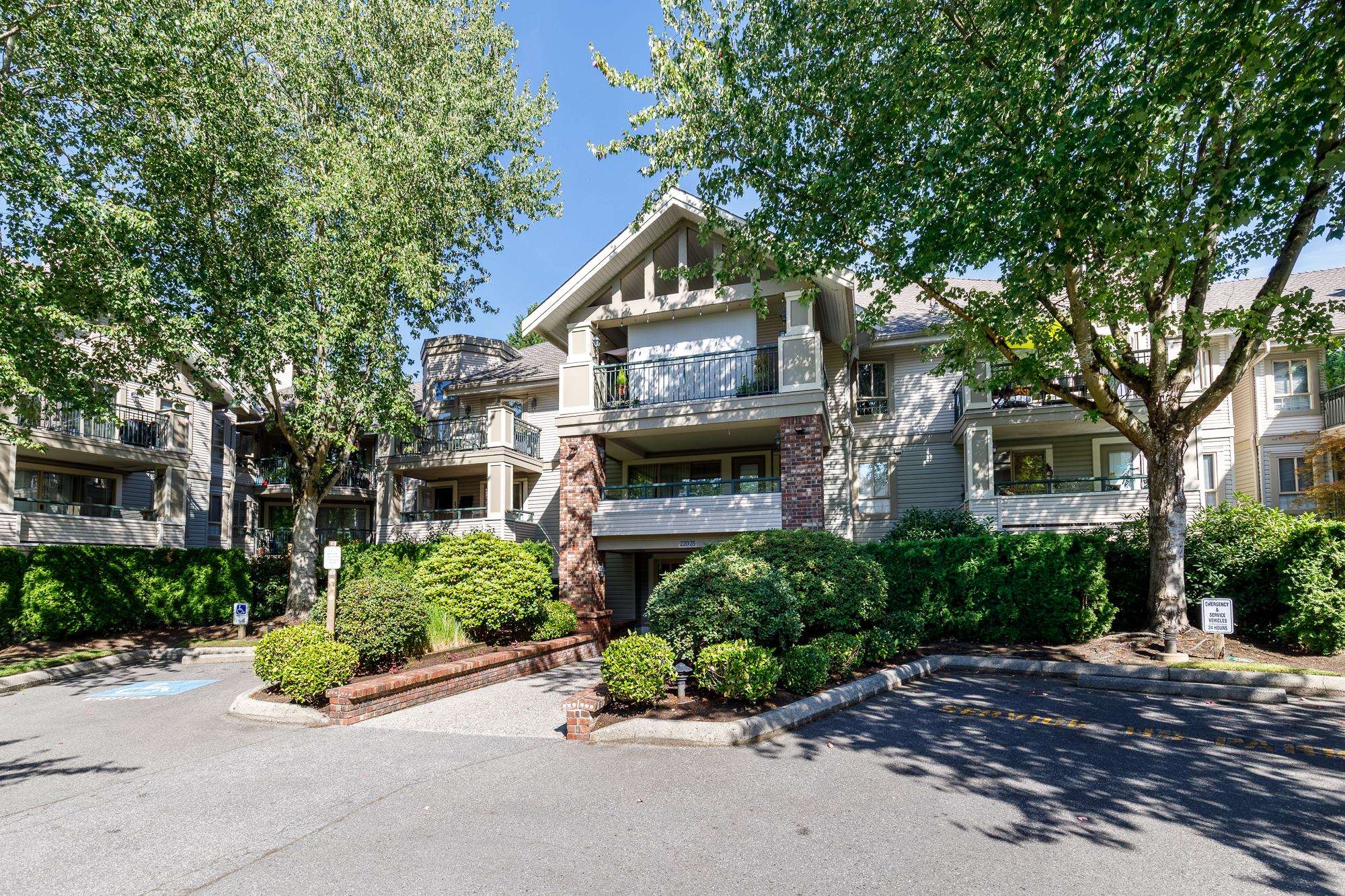 22025 48 Avenue #217, Langley, BC V3A 8L2