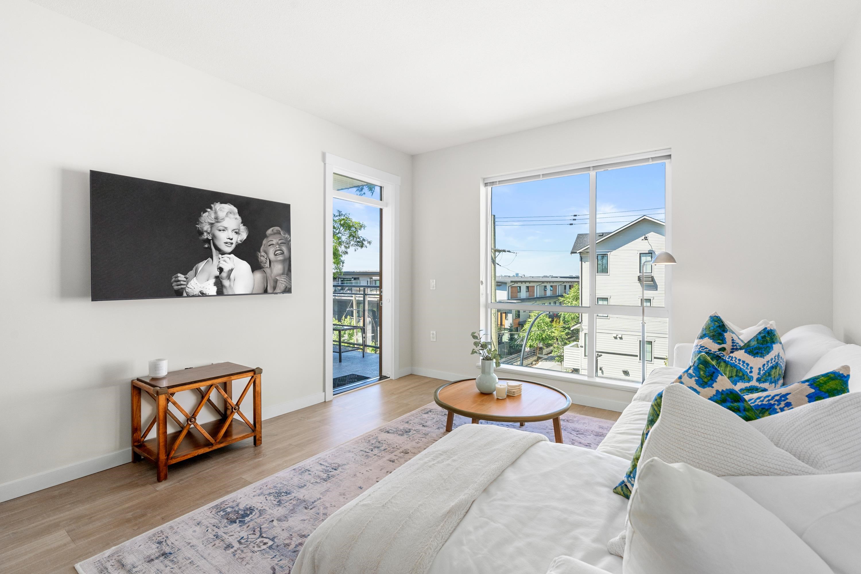 615 East 3rd Street #205, North Vancouver, BC V7L 0G3