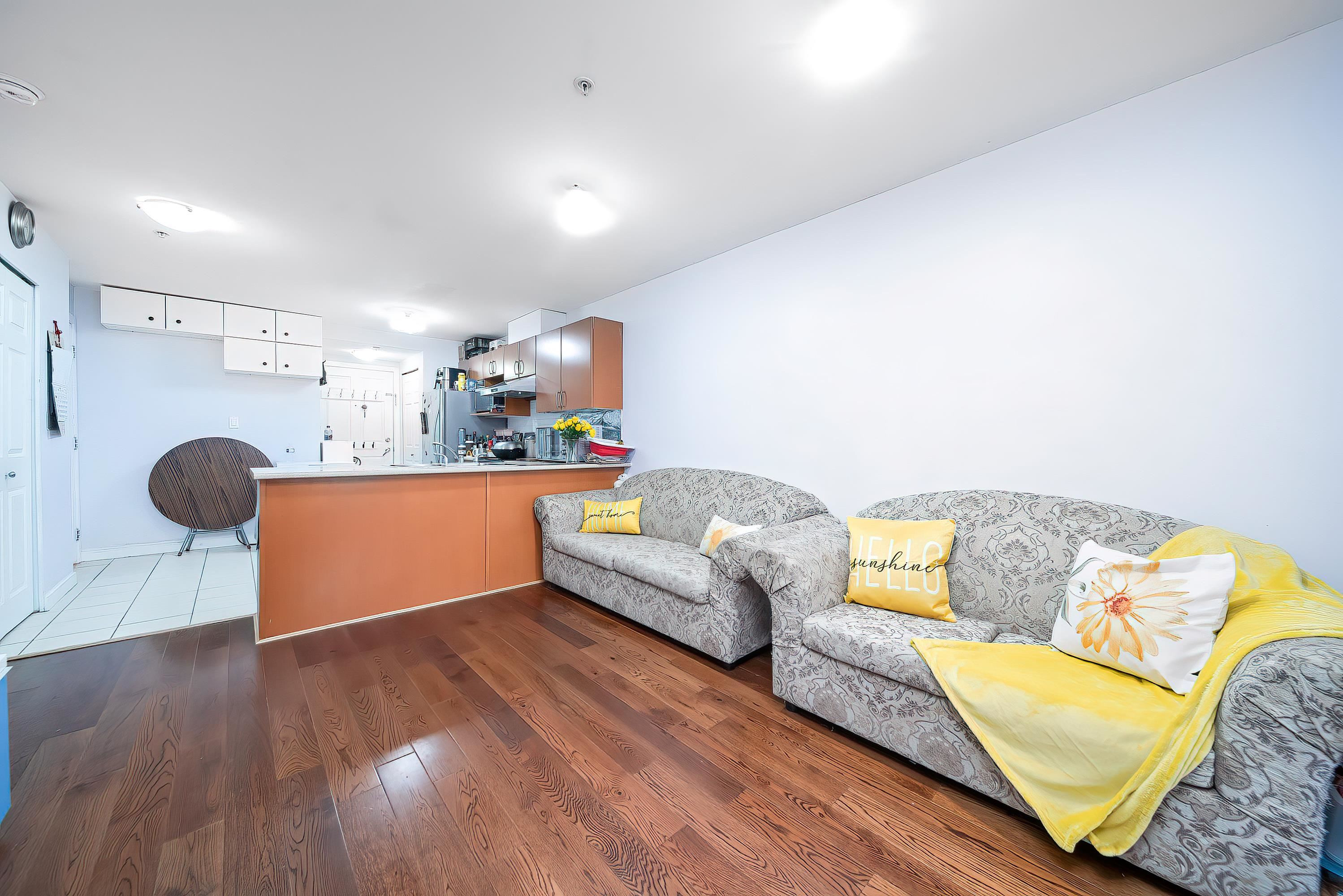 2028 East 37th Avenue #206, Vancouver, BC V5P 1G2
