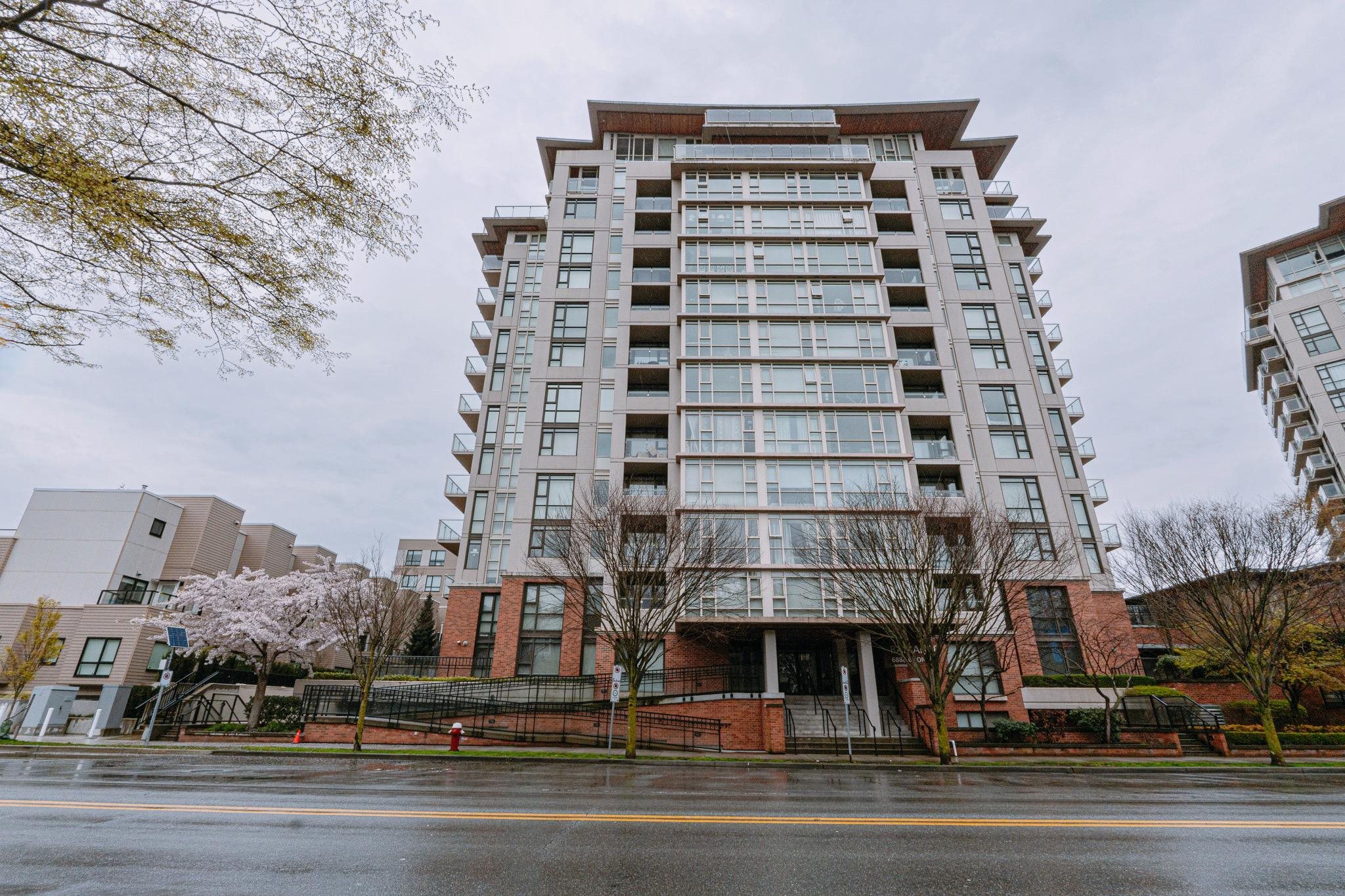 6888 Cooney Road #1210, Richmond, BC V6Y 0E1
