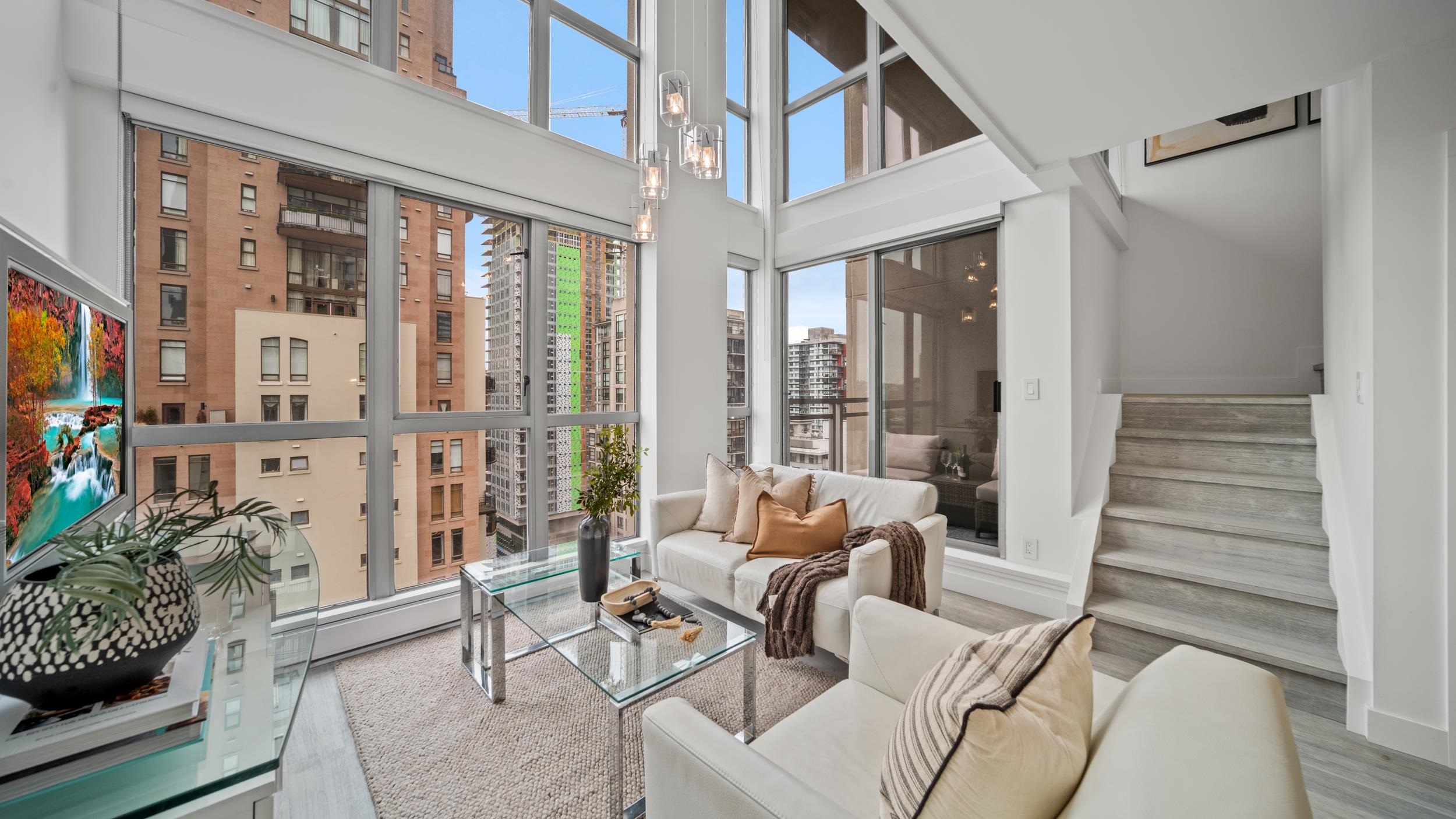 1238 Richards Street #1802, Vancouver, BC V6B 6M6