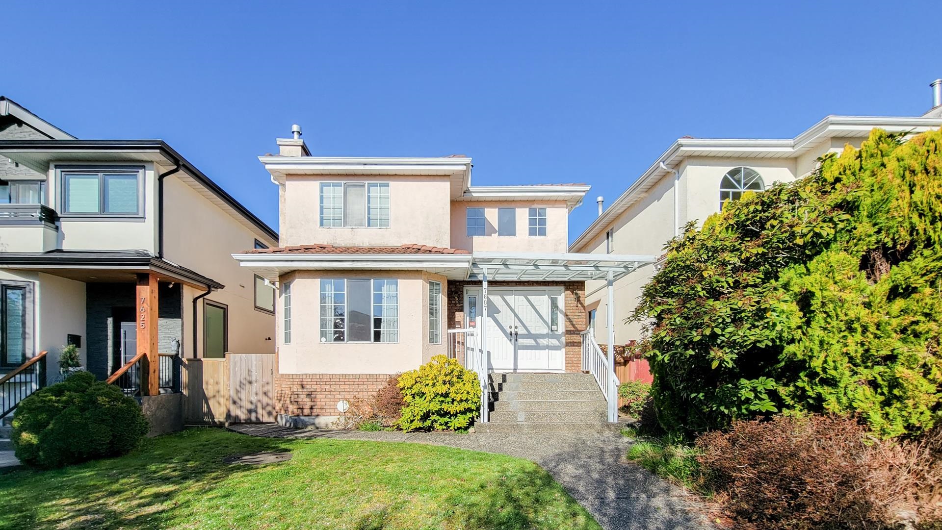 7607 Osler Street, Vancouver, BC V6P 4C8