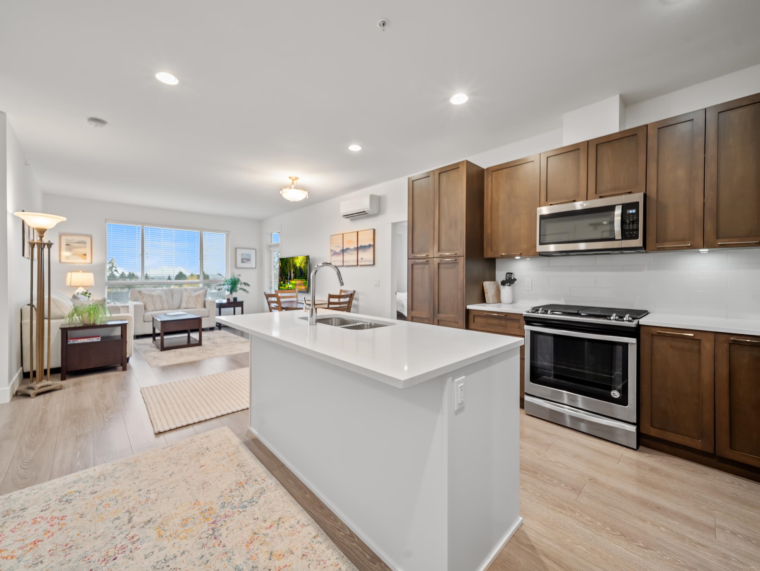 22087 49 Avenue #412, Langley, BC V3A 0K4