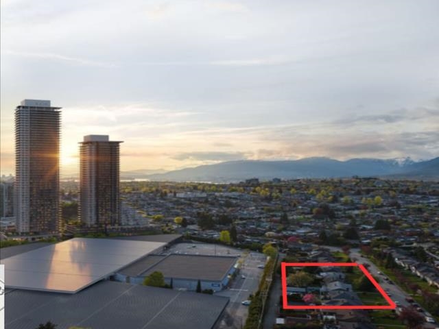 4648 Brentlawn Drive, Burnaby, BC V5C 3V2