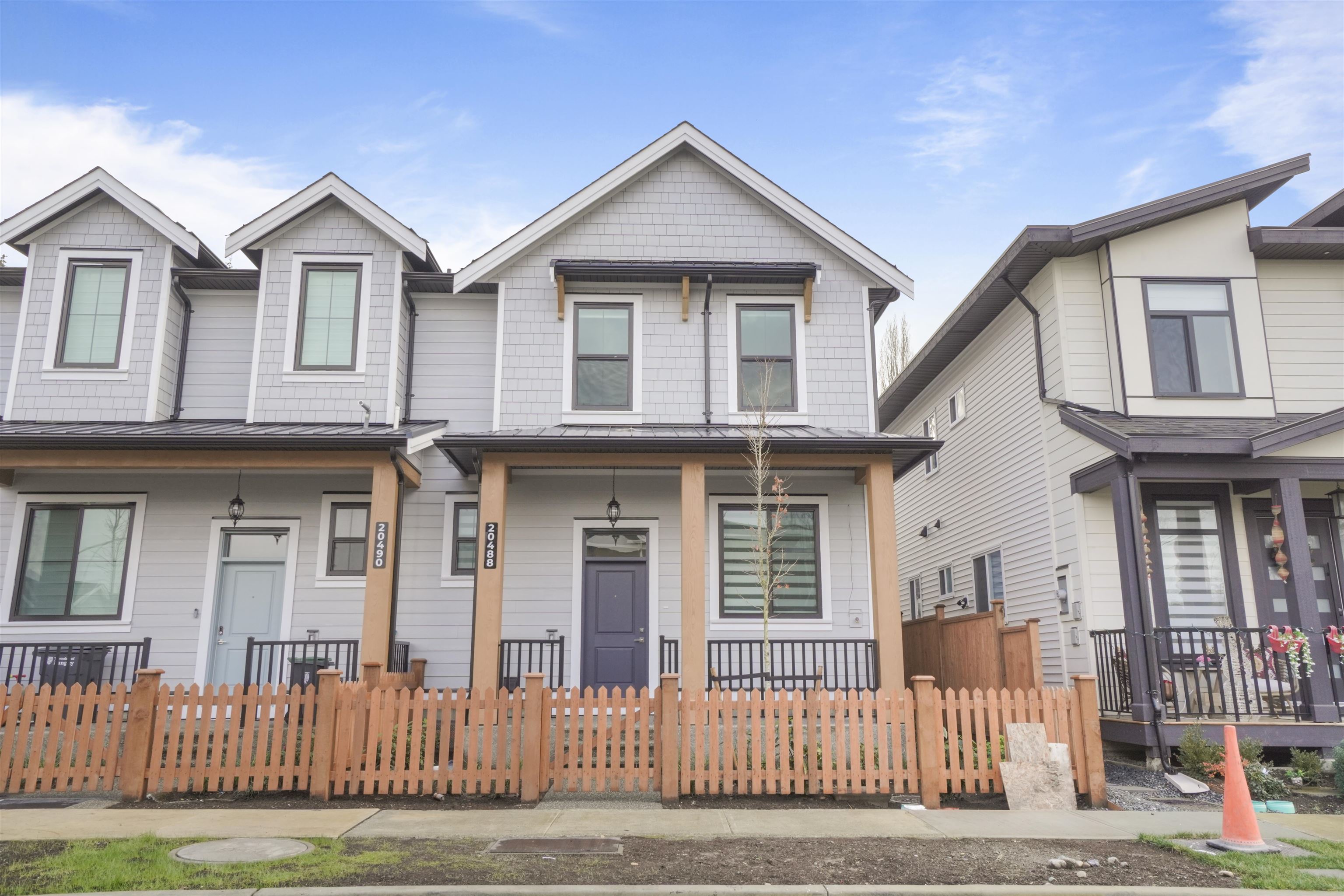 75 Avenue, Langley, BC V2Y 3S8