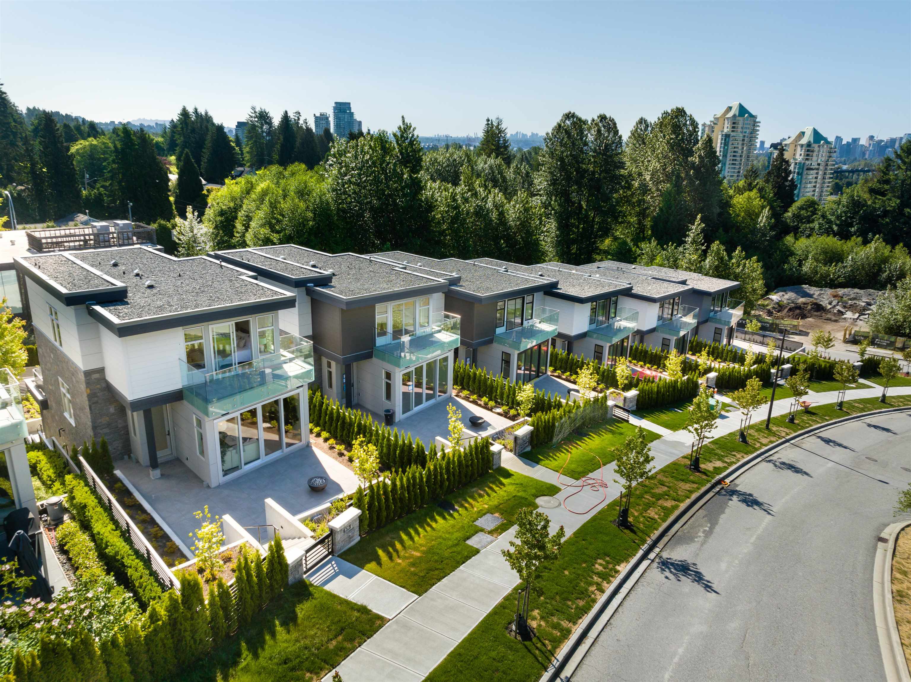 592 Arthur Erickson Place, West Vancouver, BC V7T 1J1
