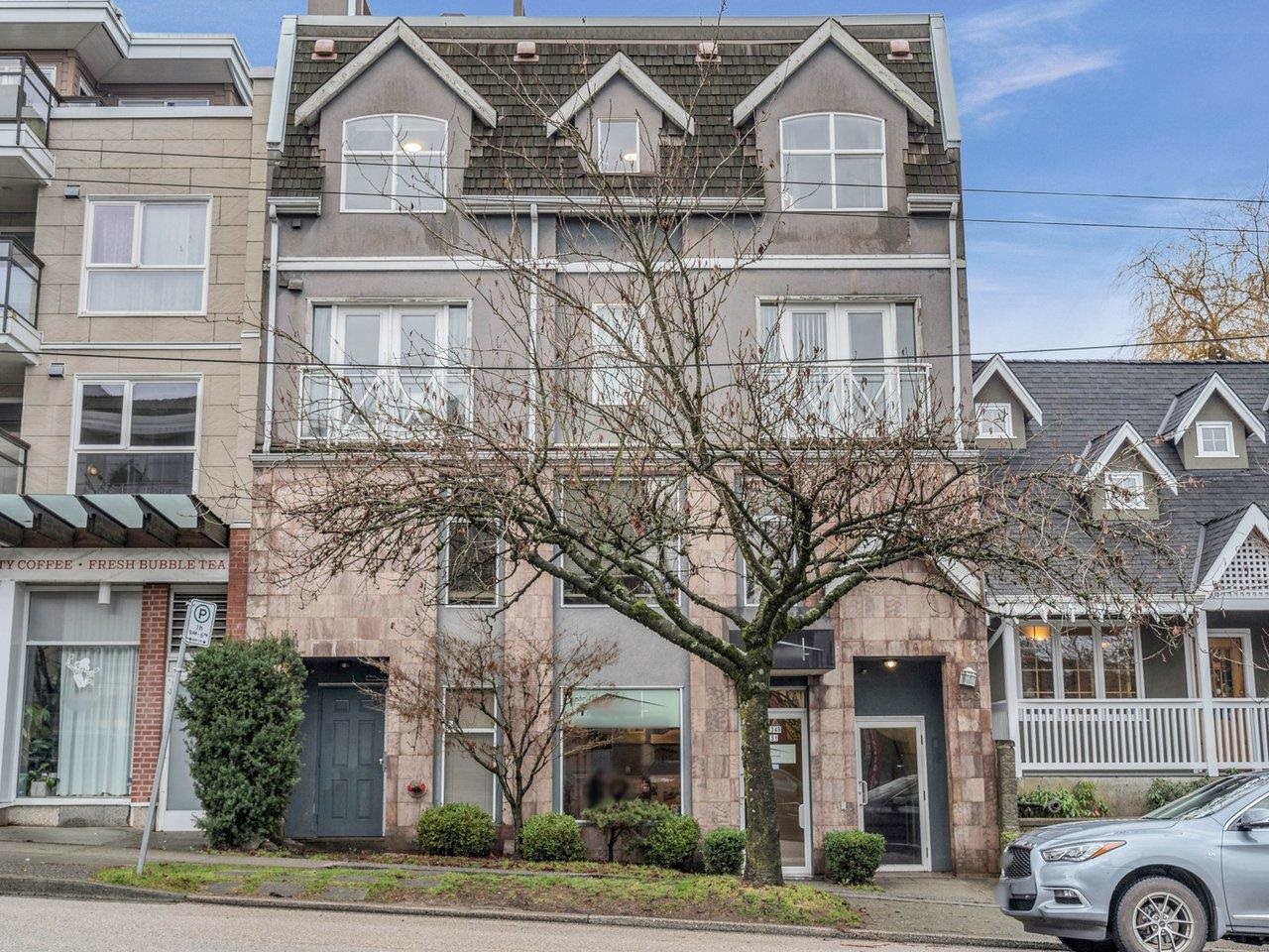 3349 Dunbar Street #102, Vancouver, BC V6S 2B9