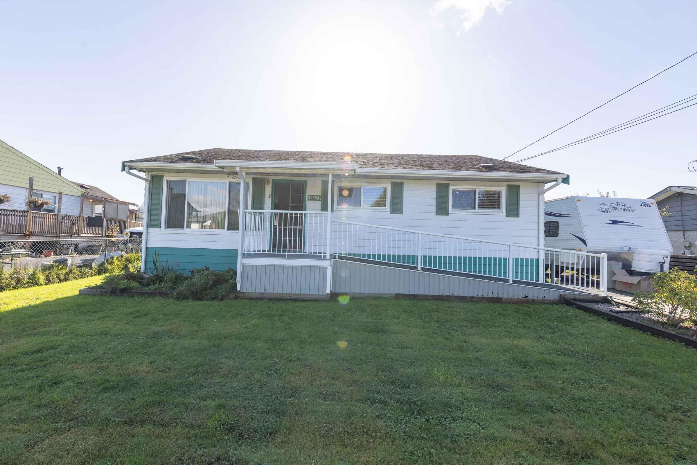 113 Avenue, Surrey, BC V3V 3M2