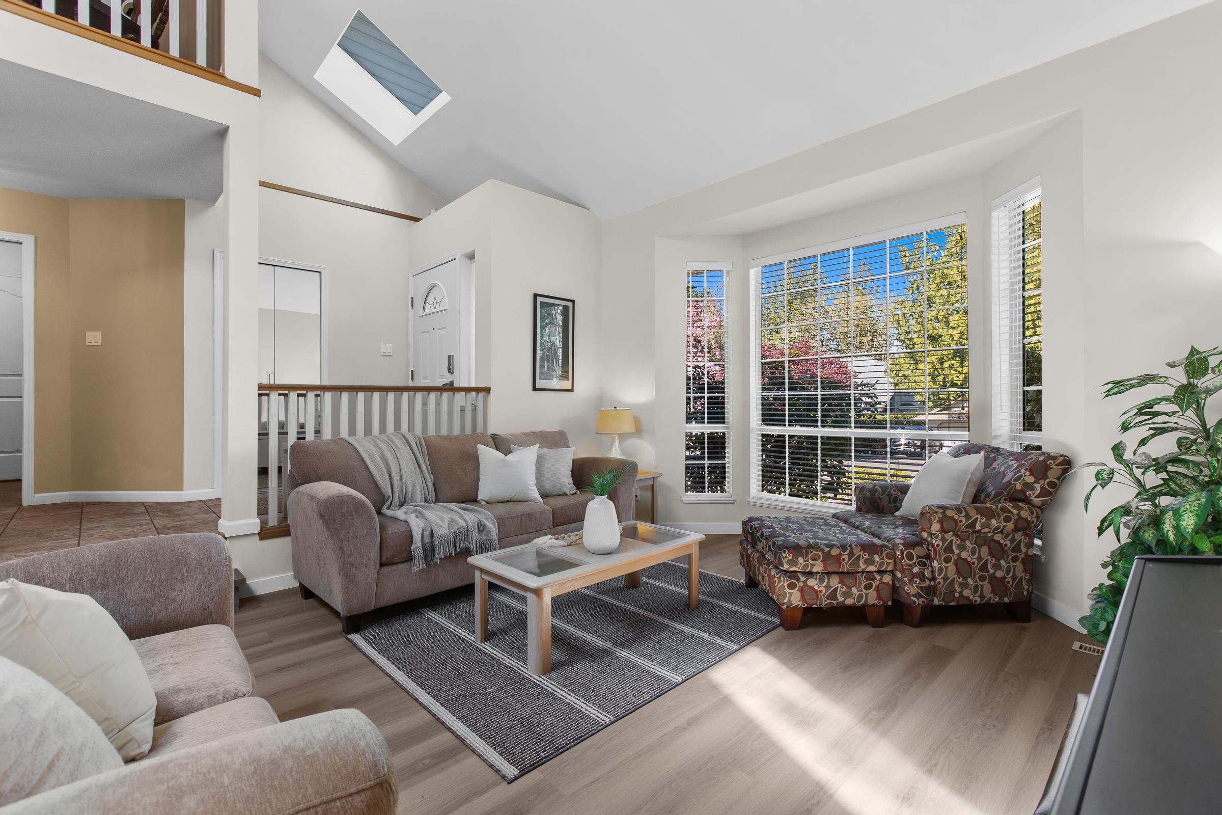 61 Avenue, Surrey, BC V3X 2K4