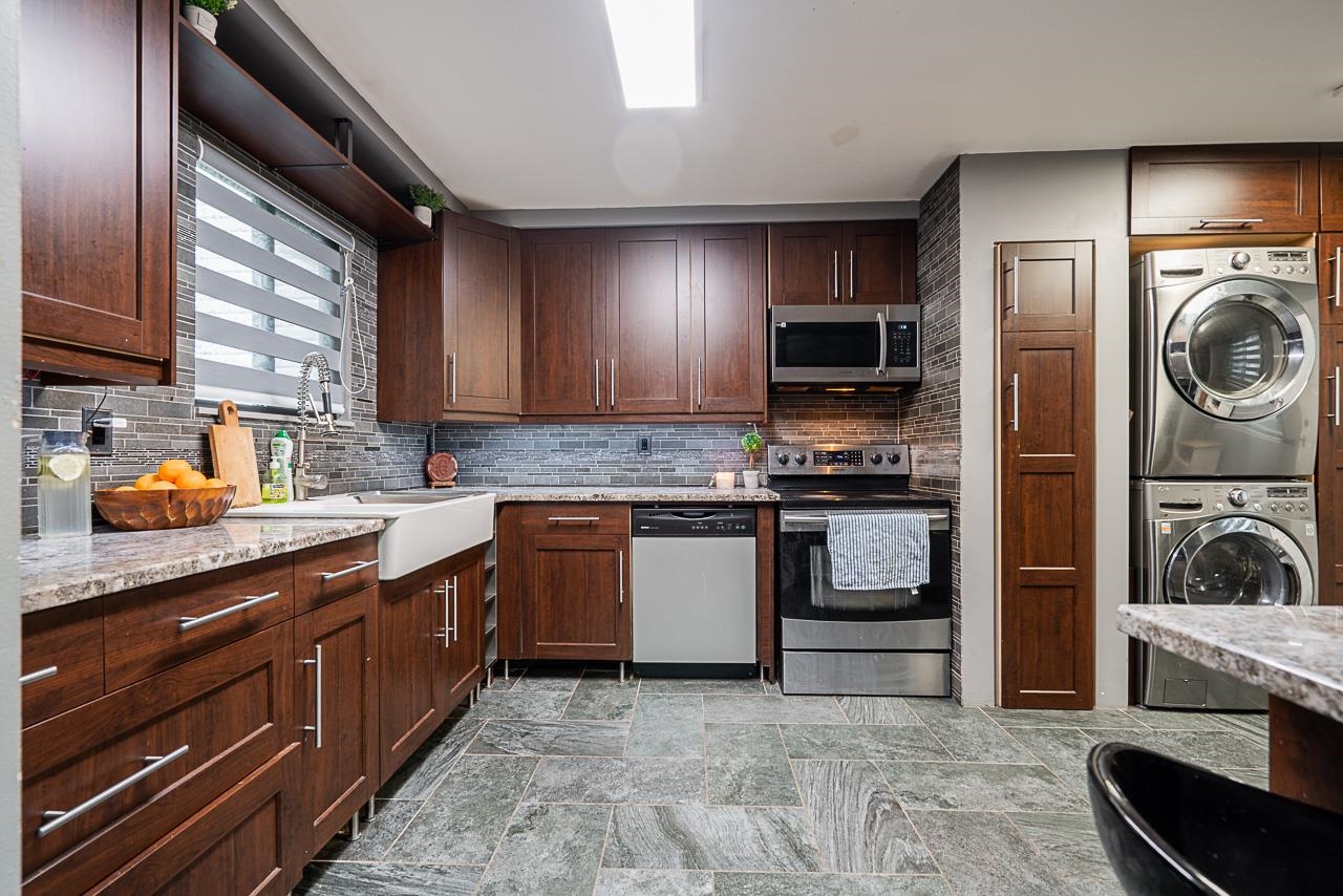 8555 King George Boulevard #71, Surrey, BC V3W 5C3