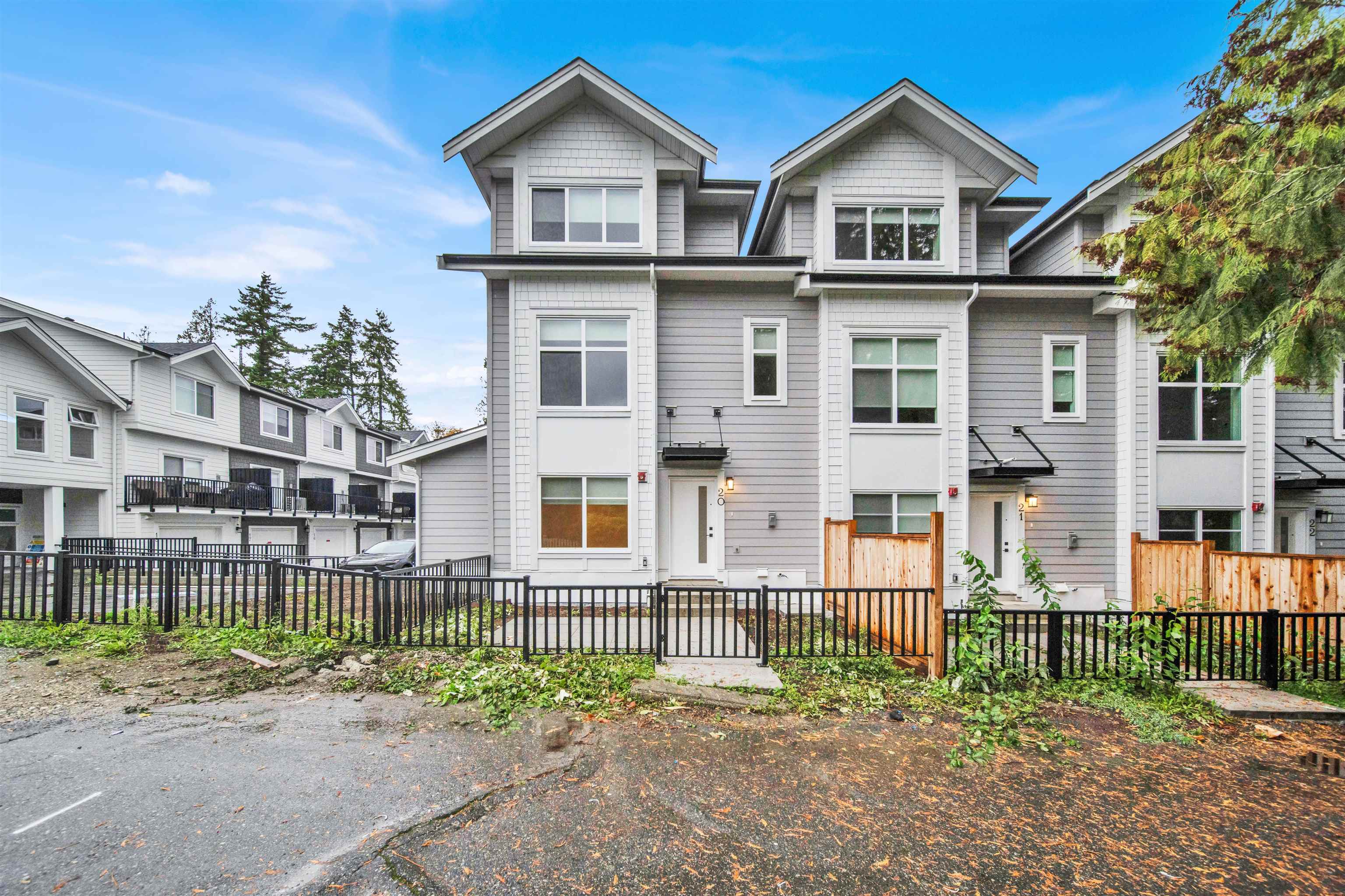 12770 105 Ave #20, Surrey, BC V3V 0H2