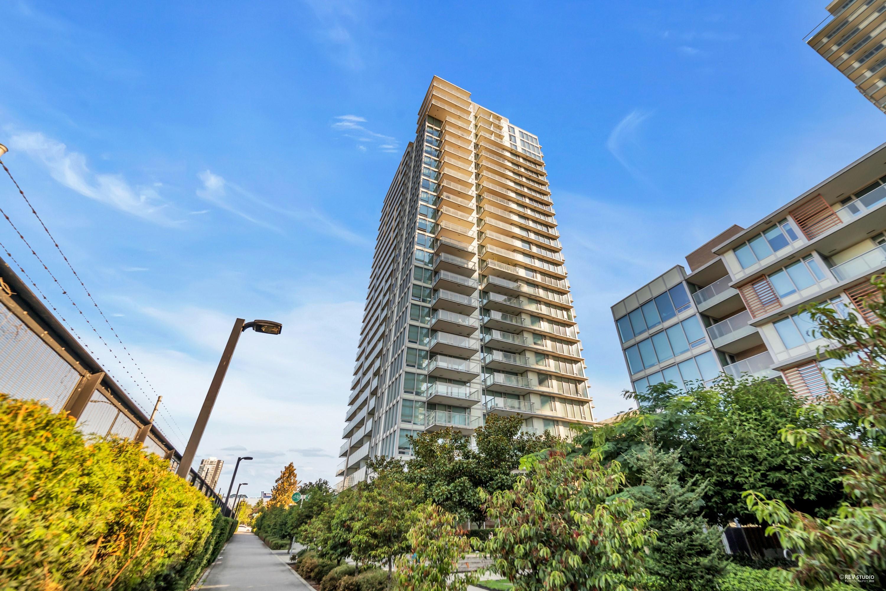 8031 Nunavut Lane #2205, Vancouver, BC V5X 0C9