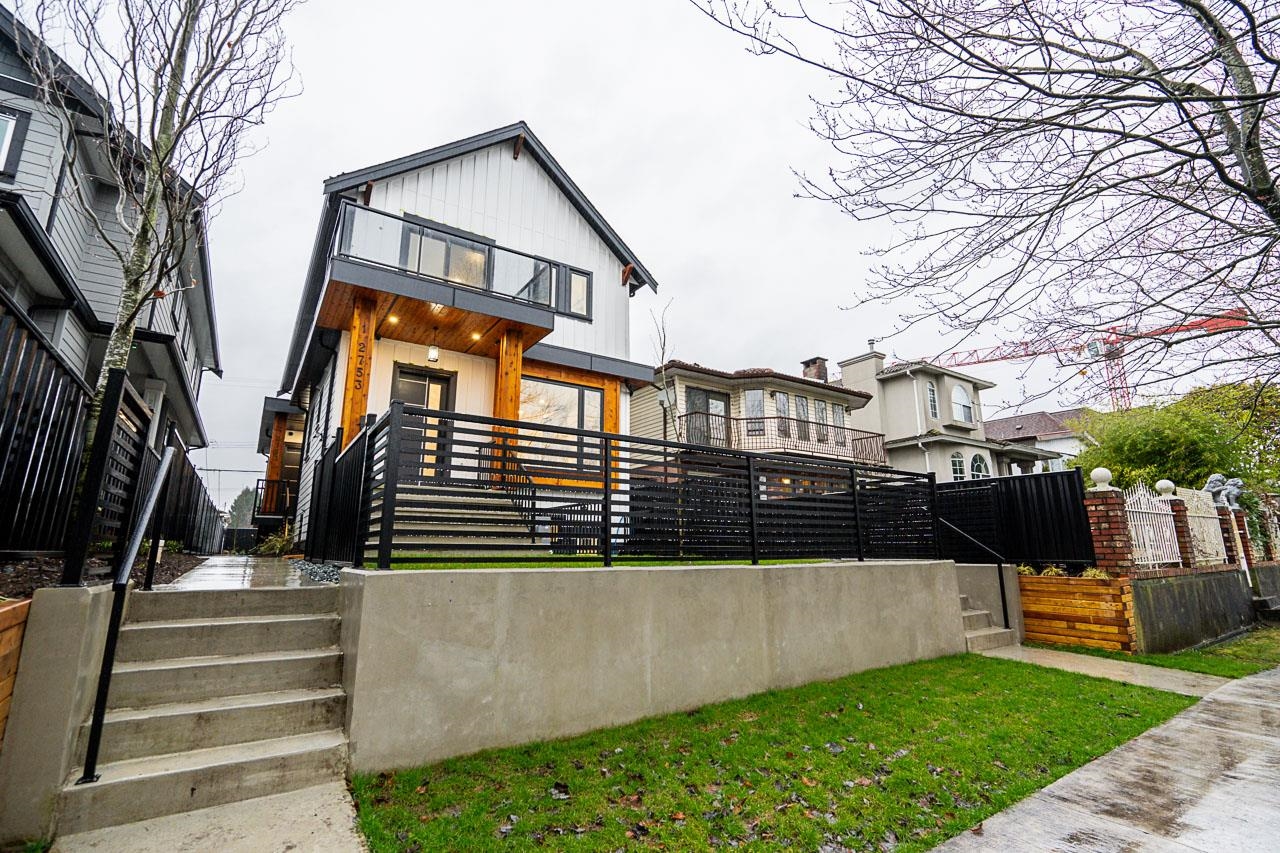 2753 Nanaimo Street #2, Vancouver, BC V5N 5E9