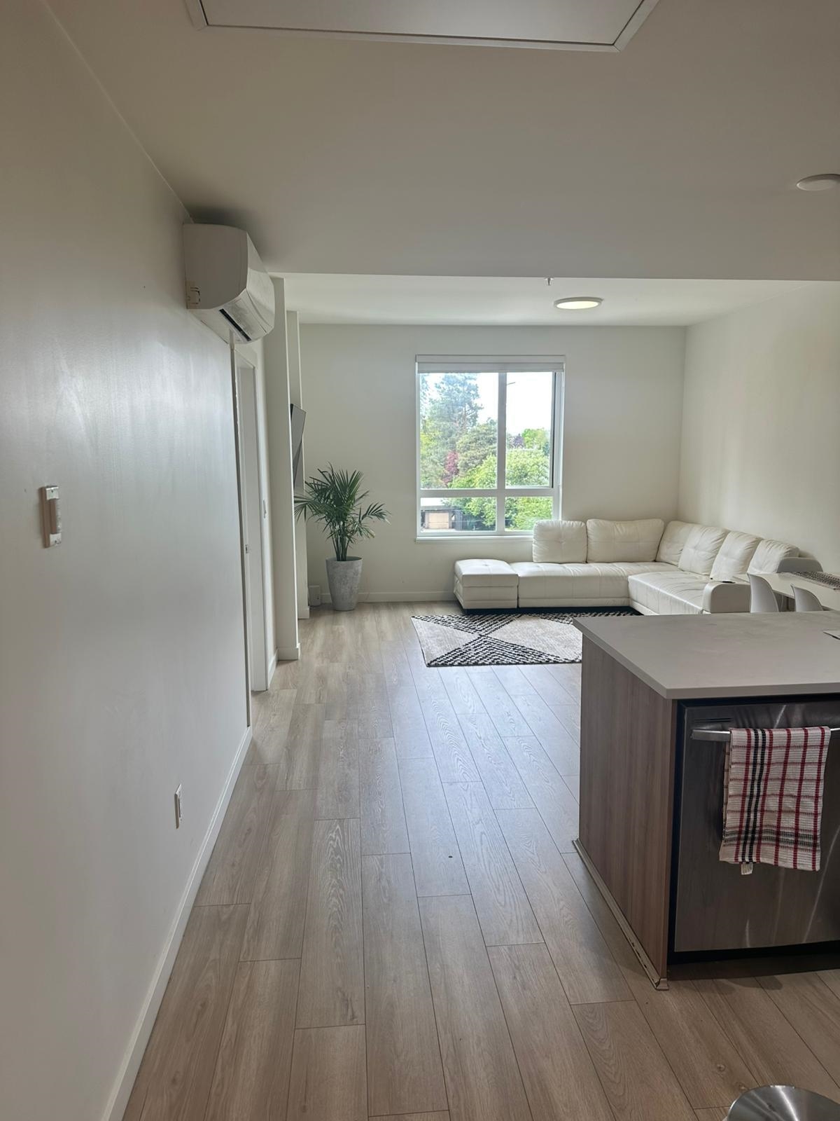 5420 208 Street #301, Langley, BC V3A 2J9