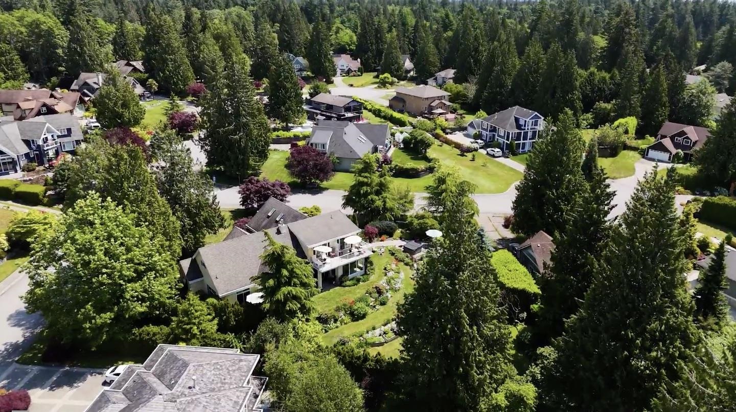 397 Vernon Place, Gibsons, BC V0N 1V5