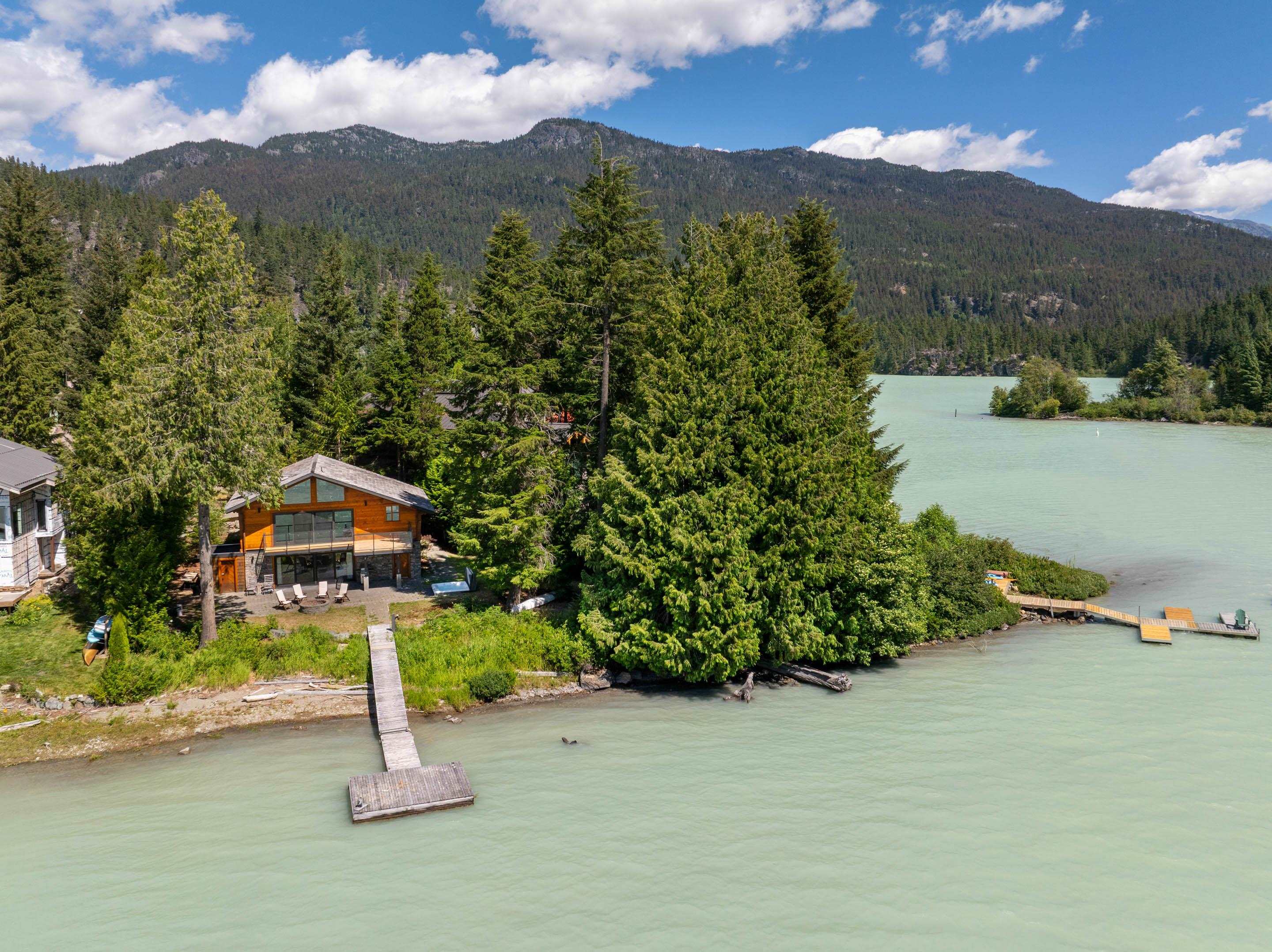 9249 Lakeshore Drive, Whistler, BC V8E 0G6