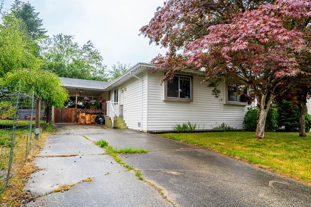 118a Avenue, Maple Ridge, BC V4R 1Z3