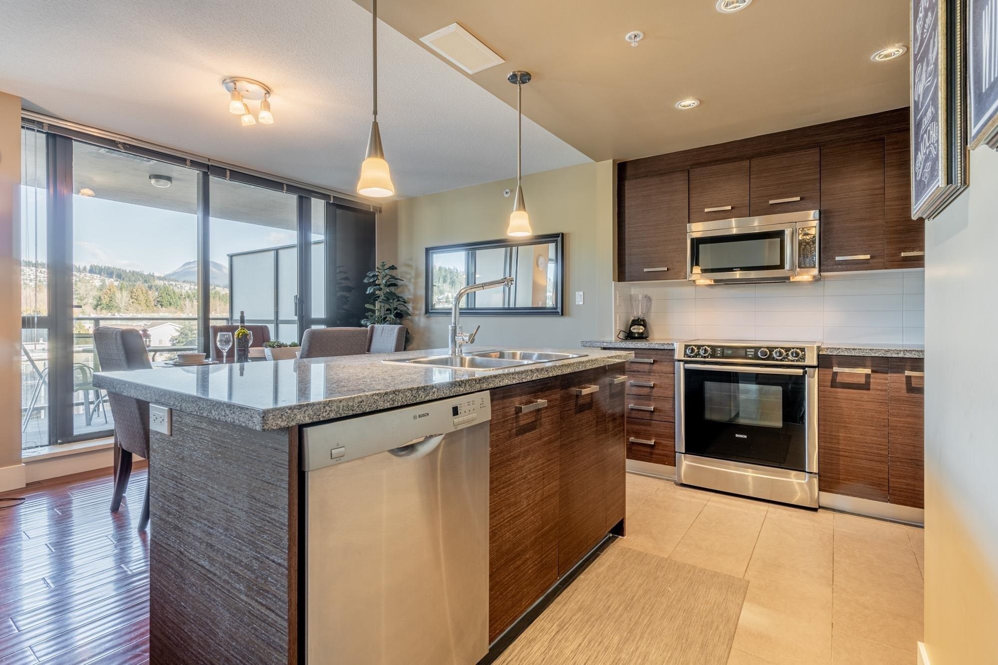 2959 Glen Drive #801, Coquitlam, BC V3B 0B8