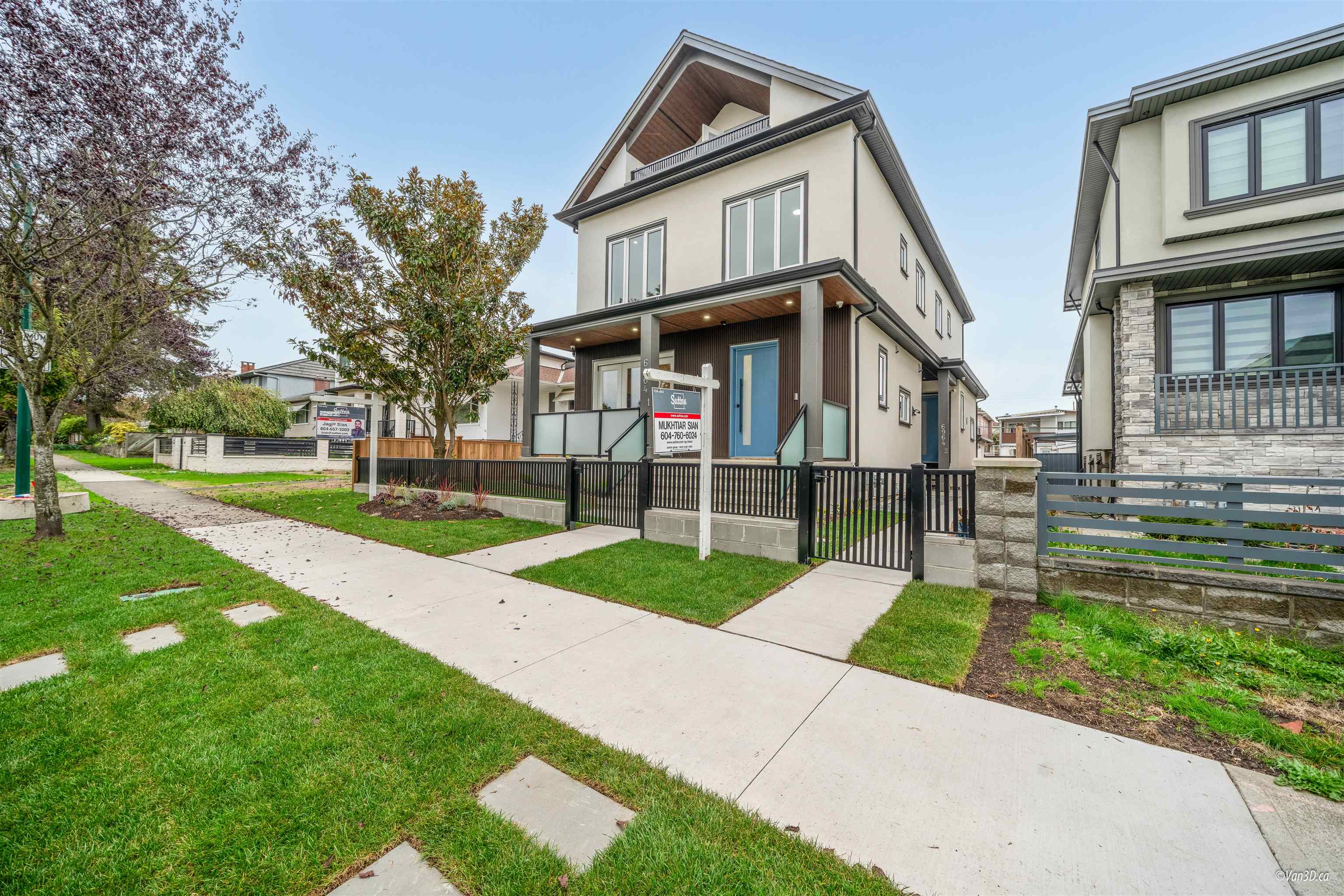 6964 Inverness Street #2, Vancouver, BC V5X 4G5