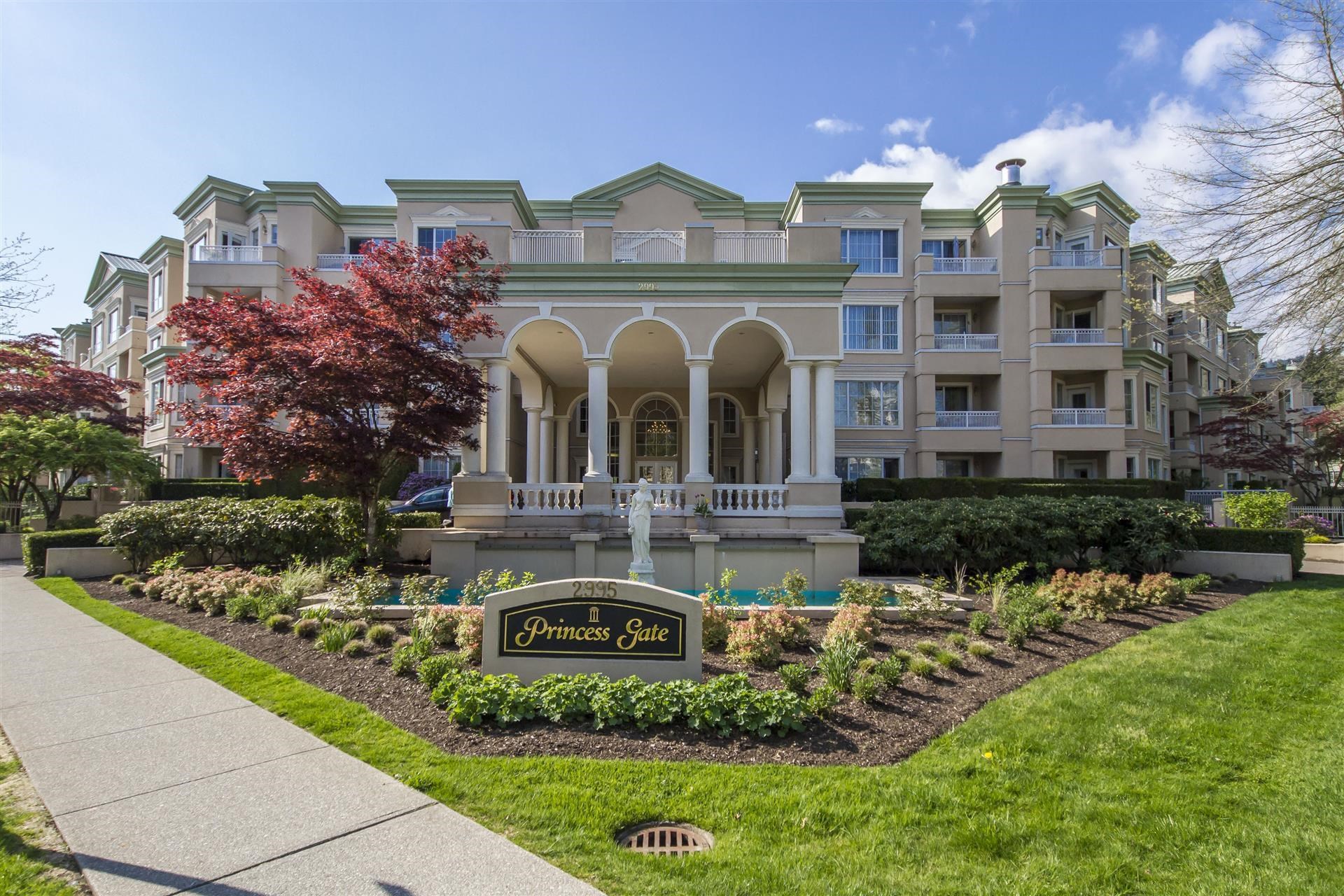 2995 Princess Crescent #209, Coquitlam, BC V3B 7N1