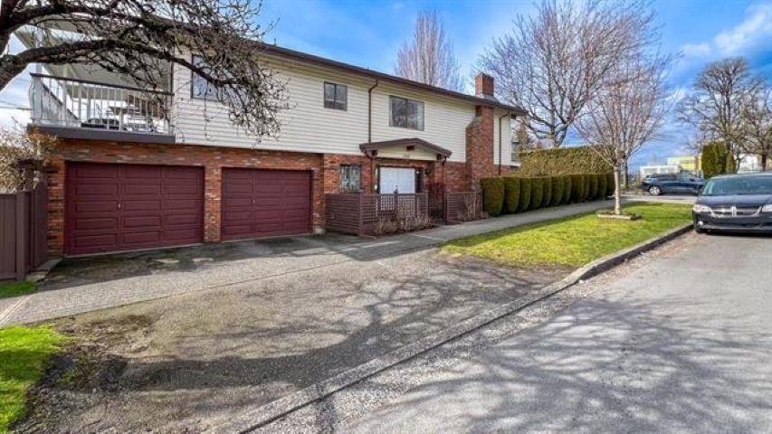 6515 Lanark Street, Vancouver, BC V5P 2Z2