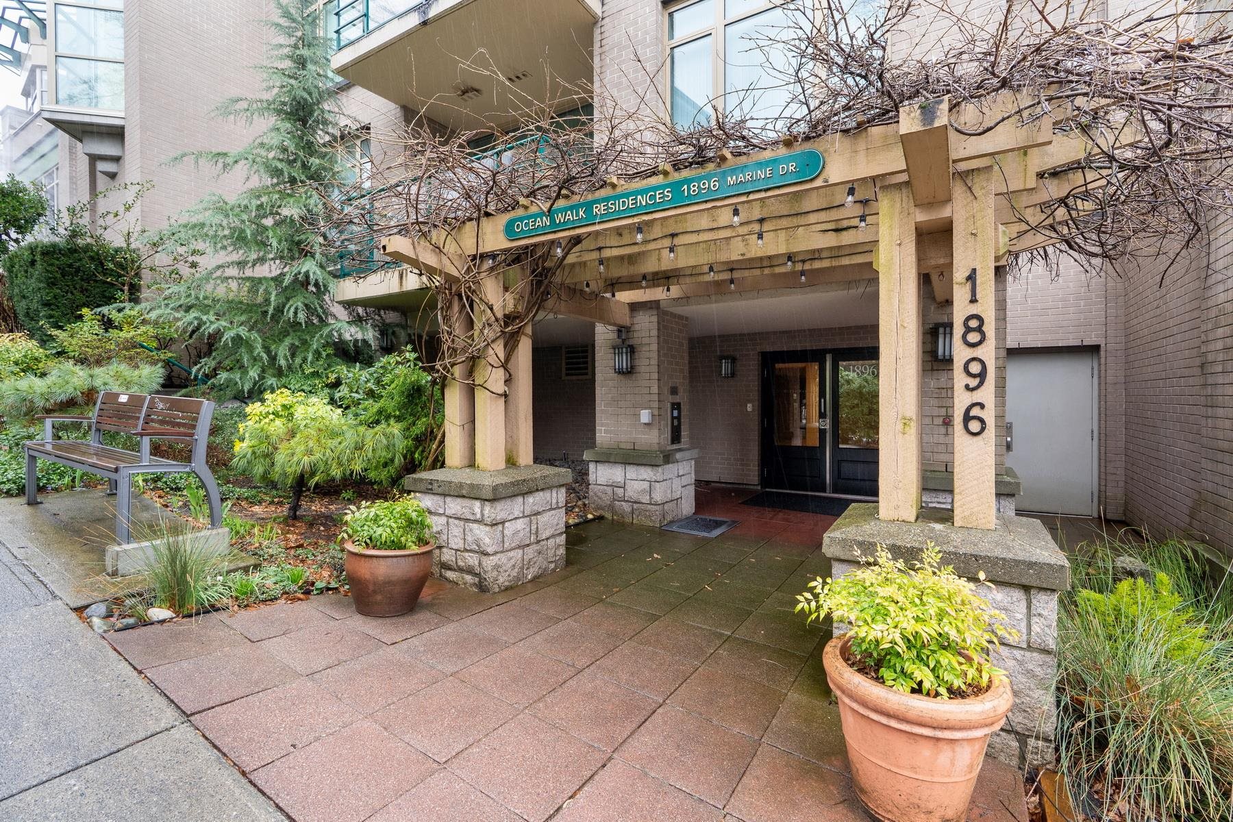 1896 Marine Drive #205, West Vancouver, BC V7V 1J6