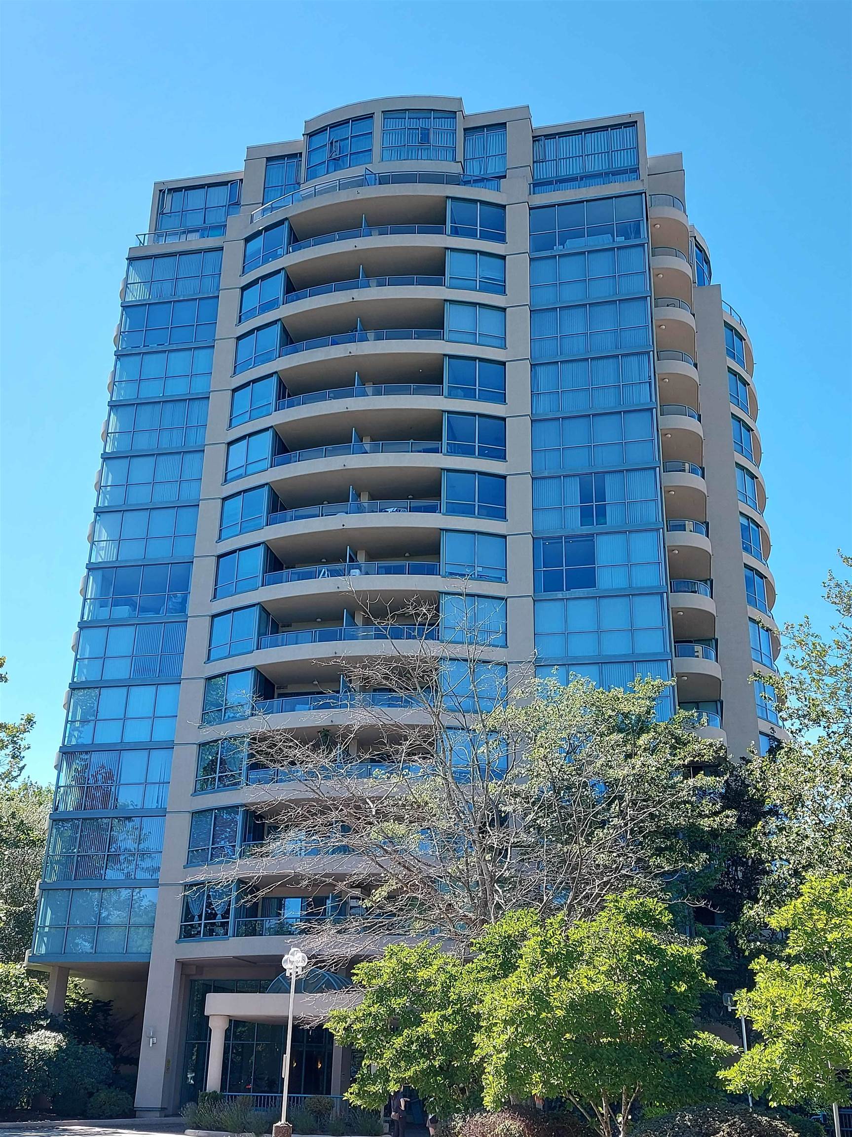 8811 Lansdowne Road #1206, Richmond, BC V6X 3T4