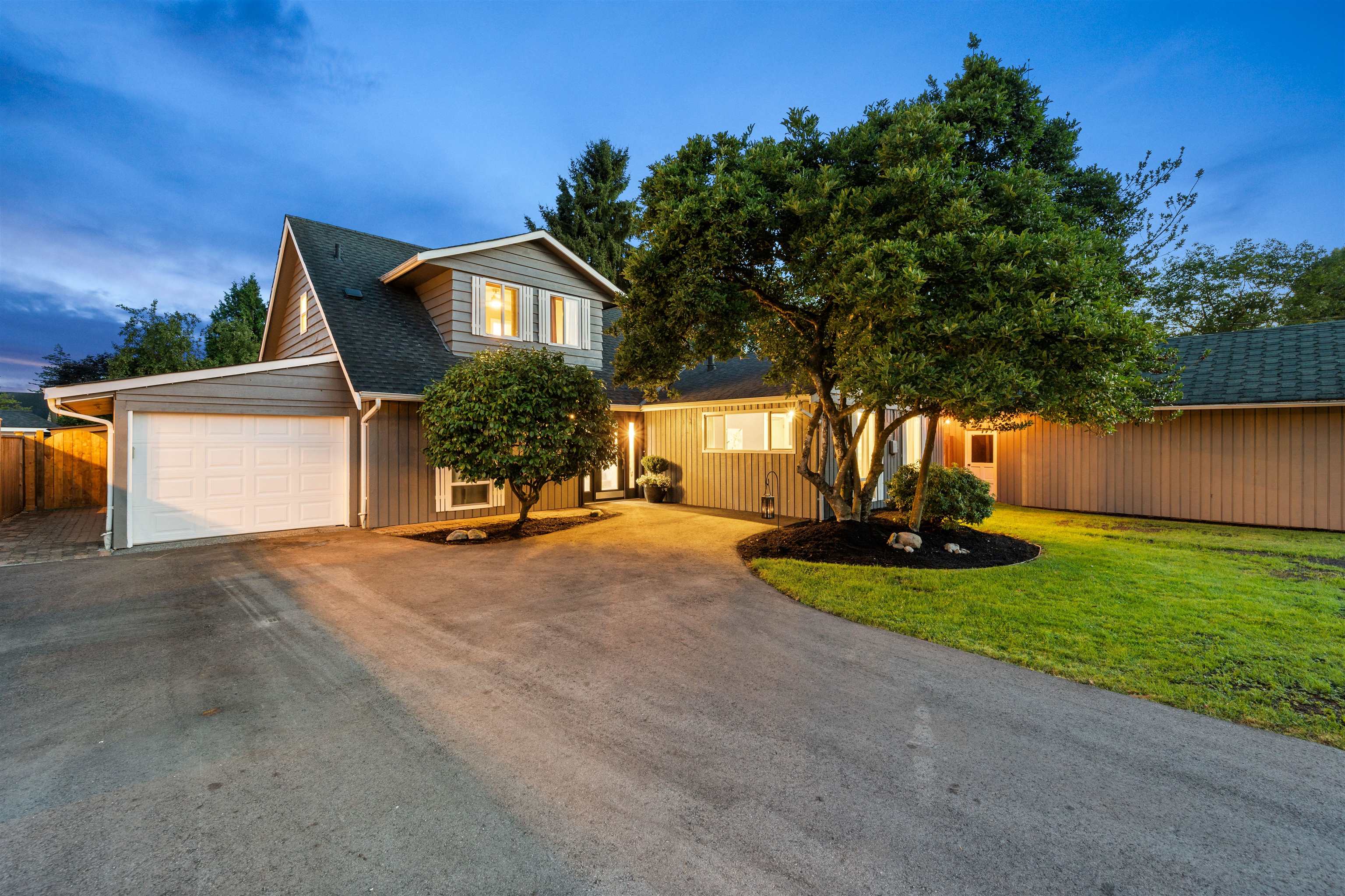 22806 Rennie Avenue, Langley, BC V1M 2S3
