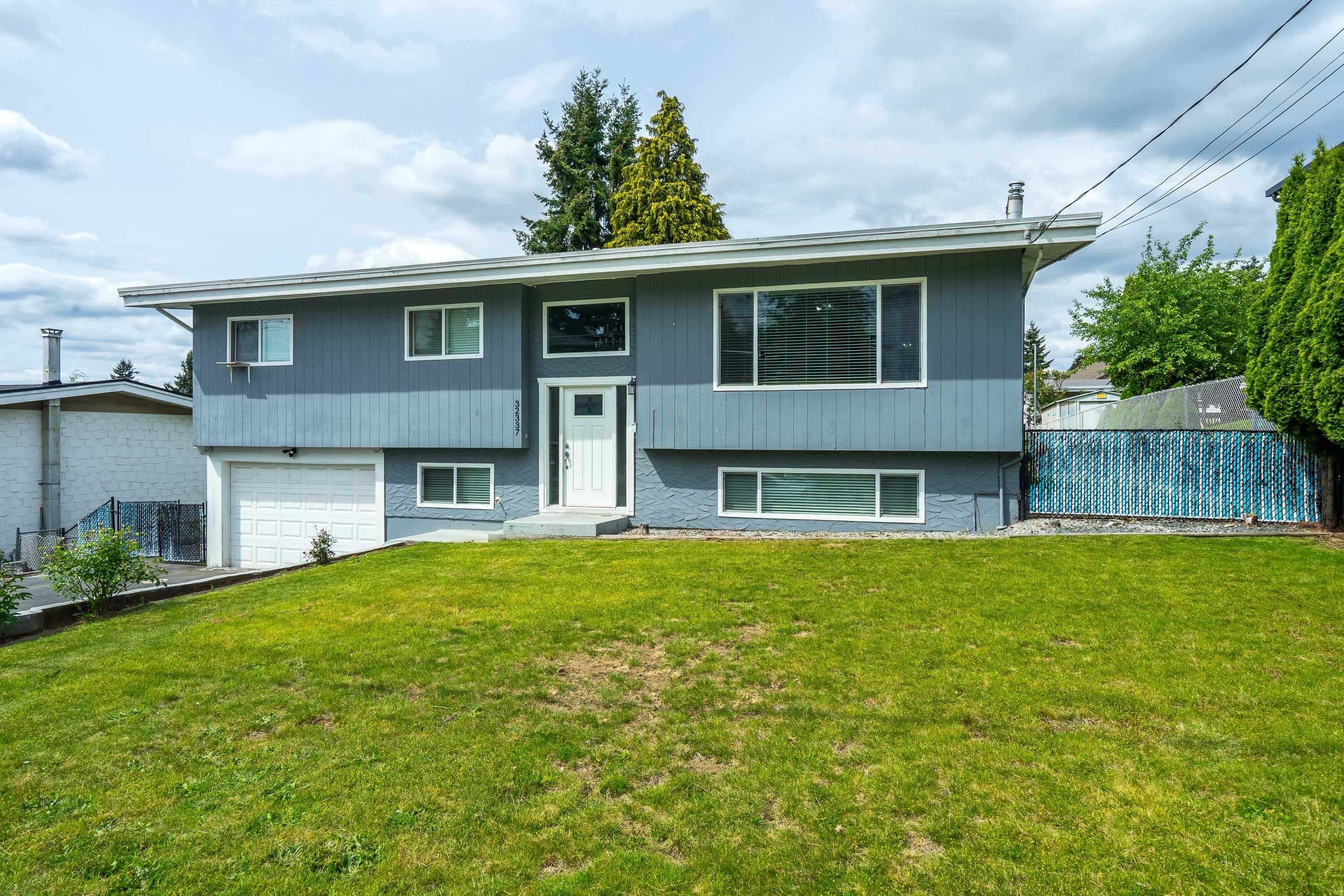 32337 Dolphin Crescent, Abbotsford, BC V2T 1G1